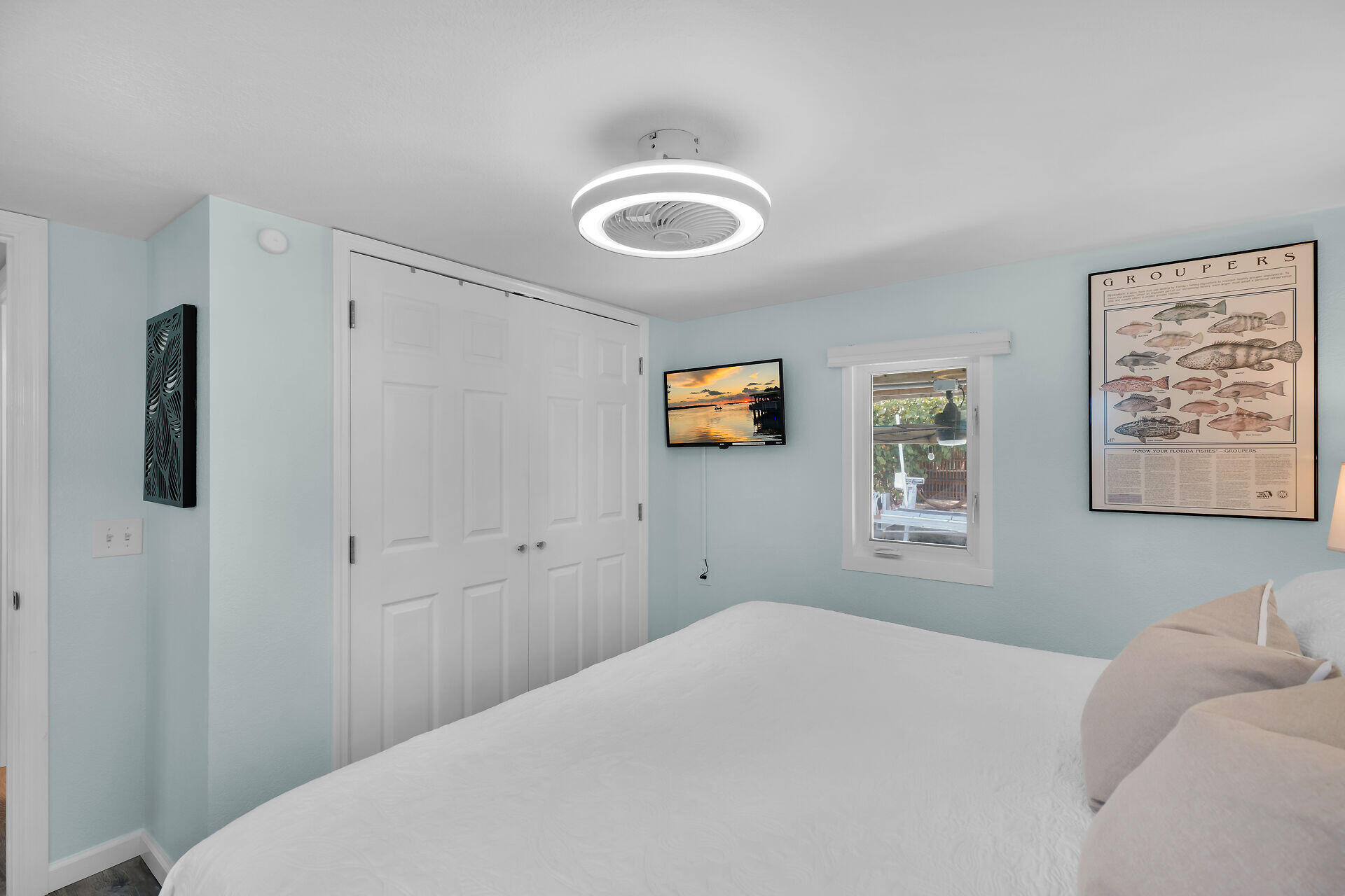 800 James Avenue Property Photo 18