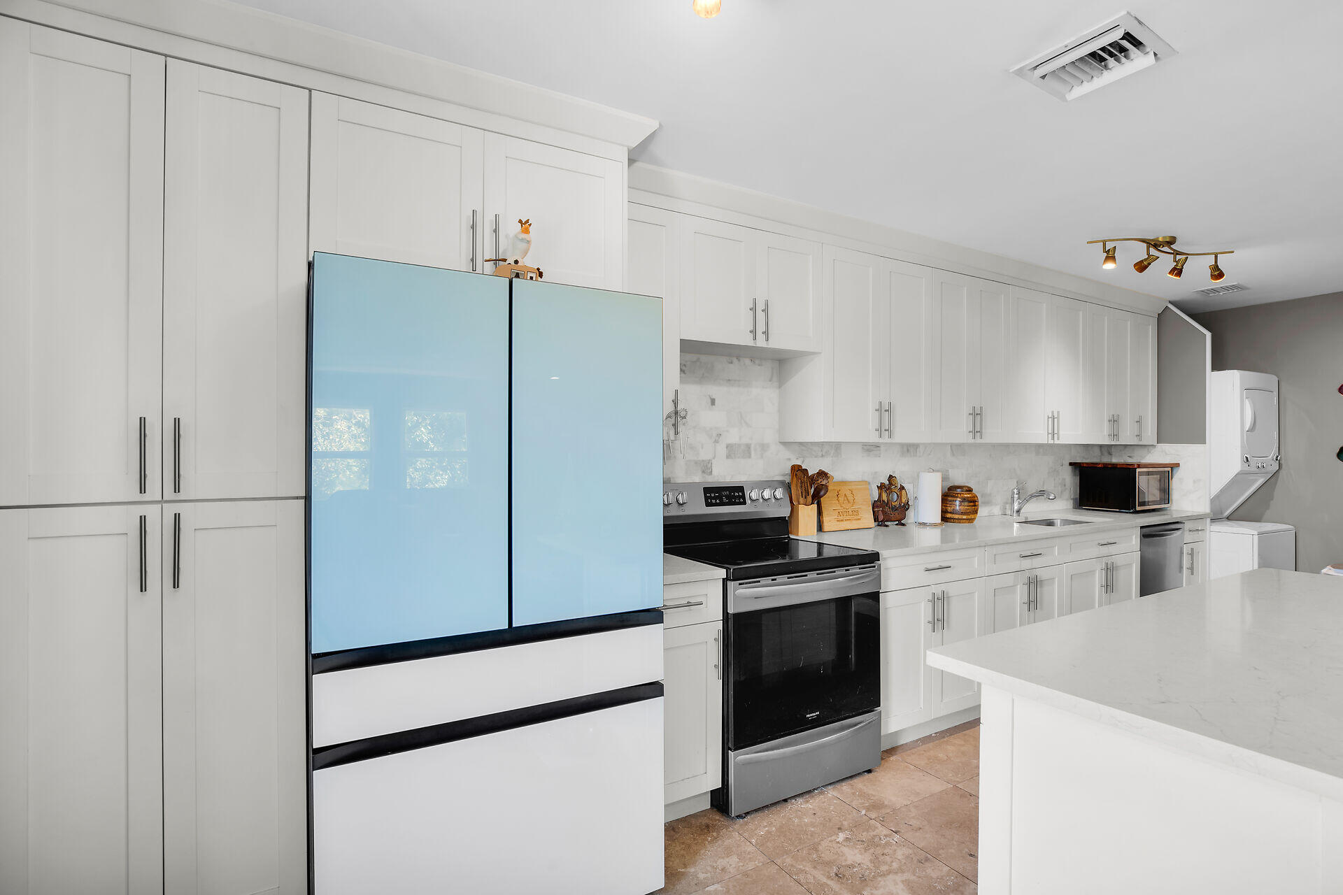 111 Stirrup Key Woods Road 2b2 Property Photo 6