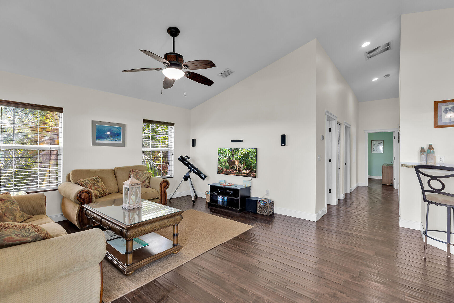27415 Barbuda Lane Property Photo 15