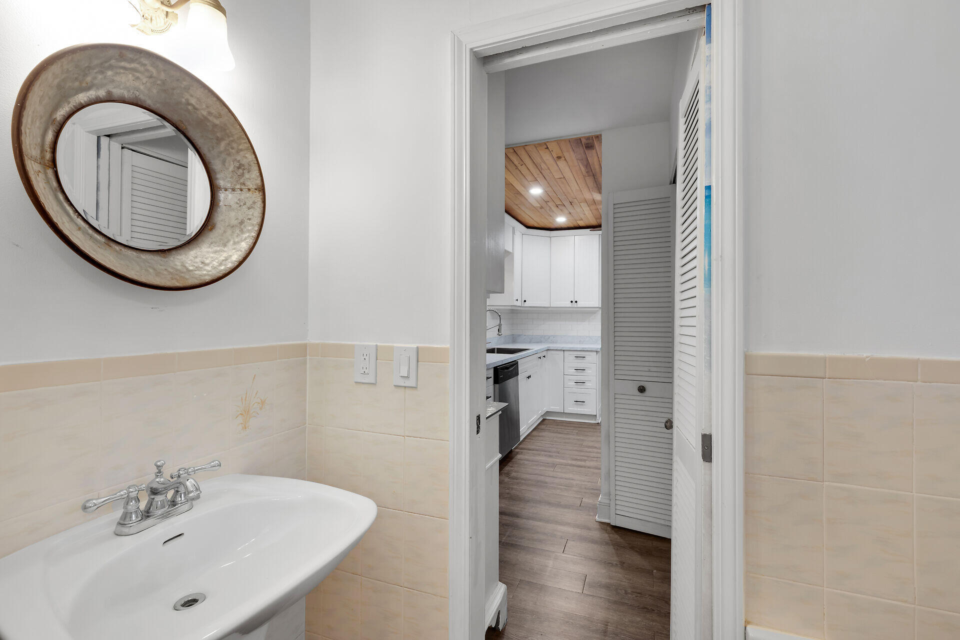 71 N Bay Harbor Drive Property Photo 17