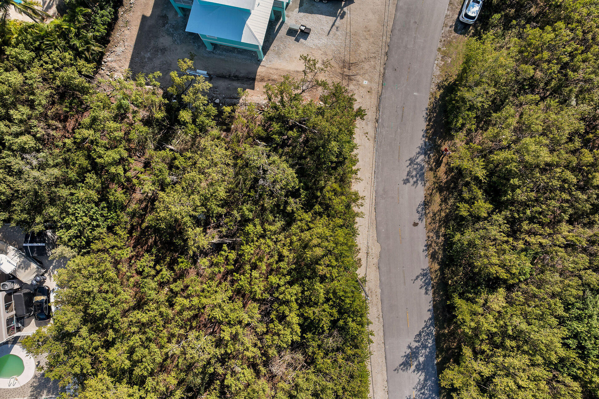 138 S Bahama Drive Property Photo 8