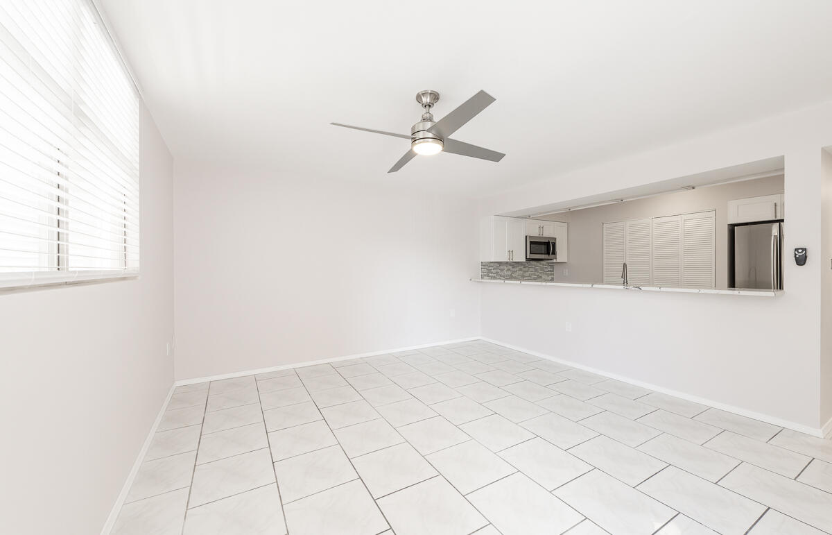 3930 S Roosevelt Boulevard, W202 Property Photo 5