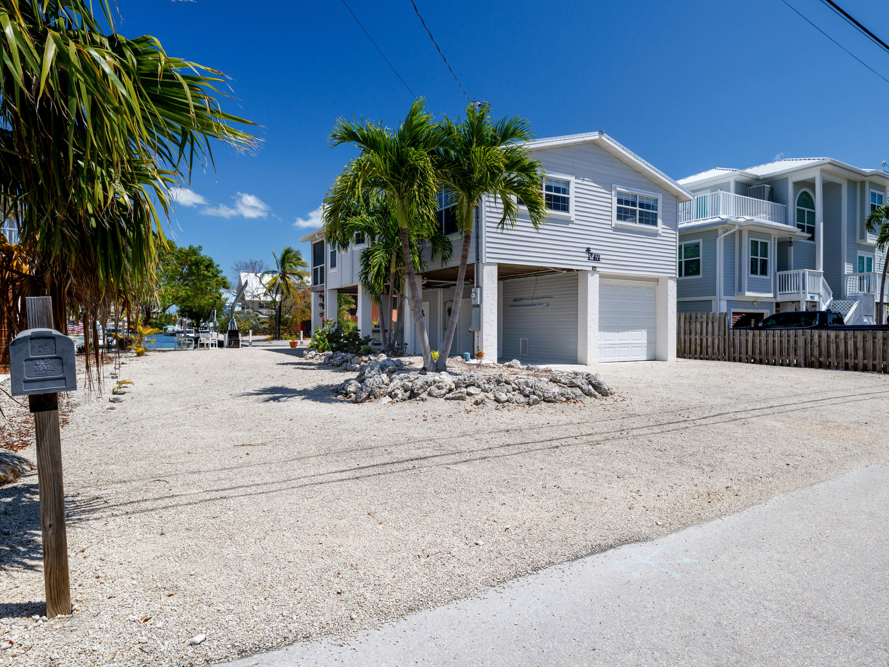 873 Indies Road Property Photo 2