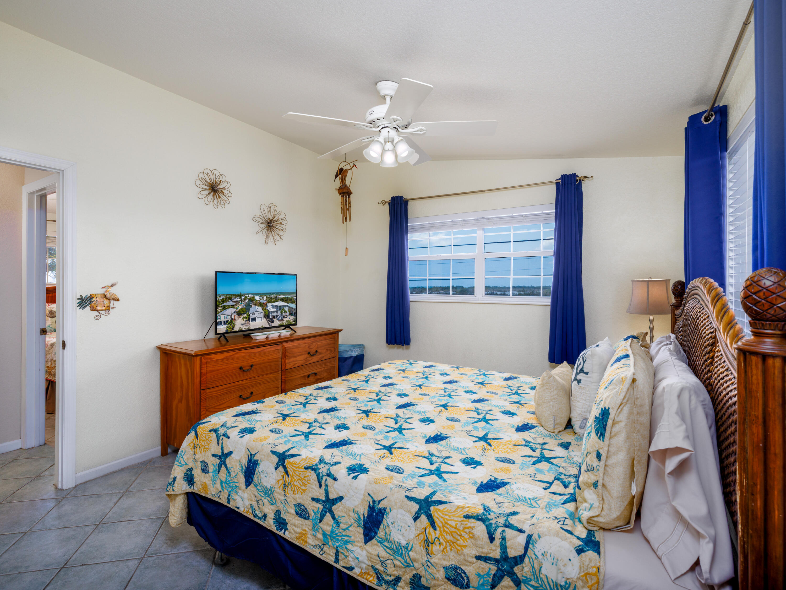 873 Indies Road Property Photo 15