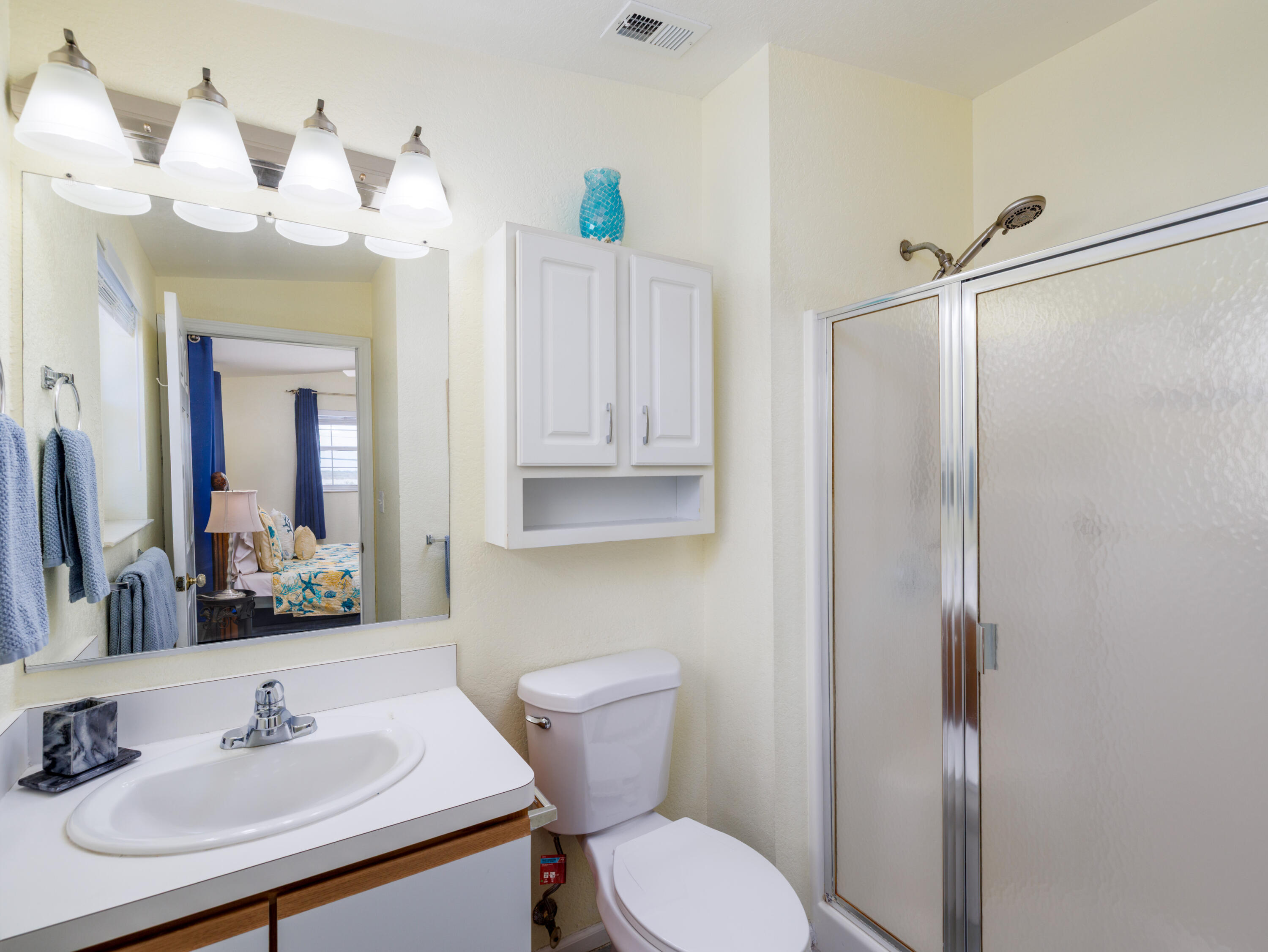 873 Indies Road Property Photo 16