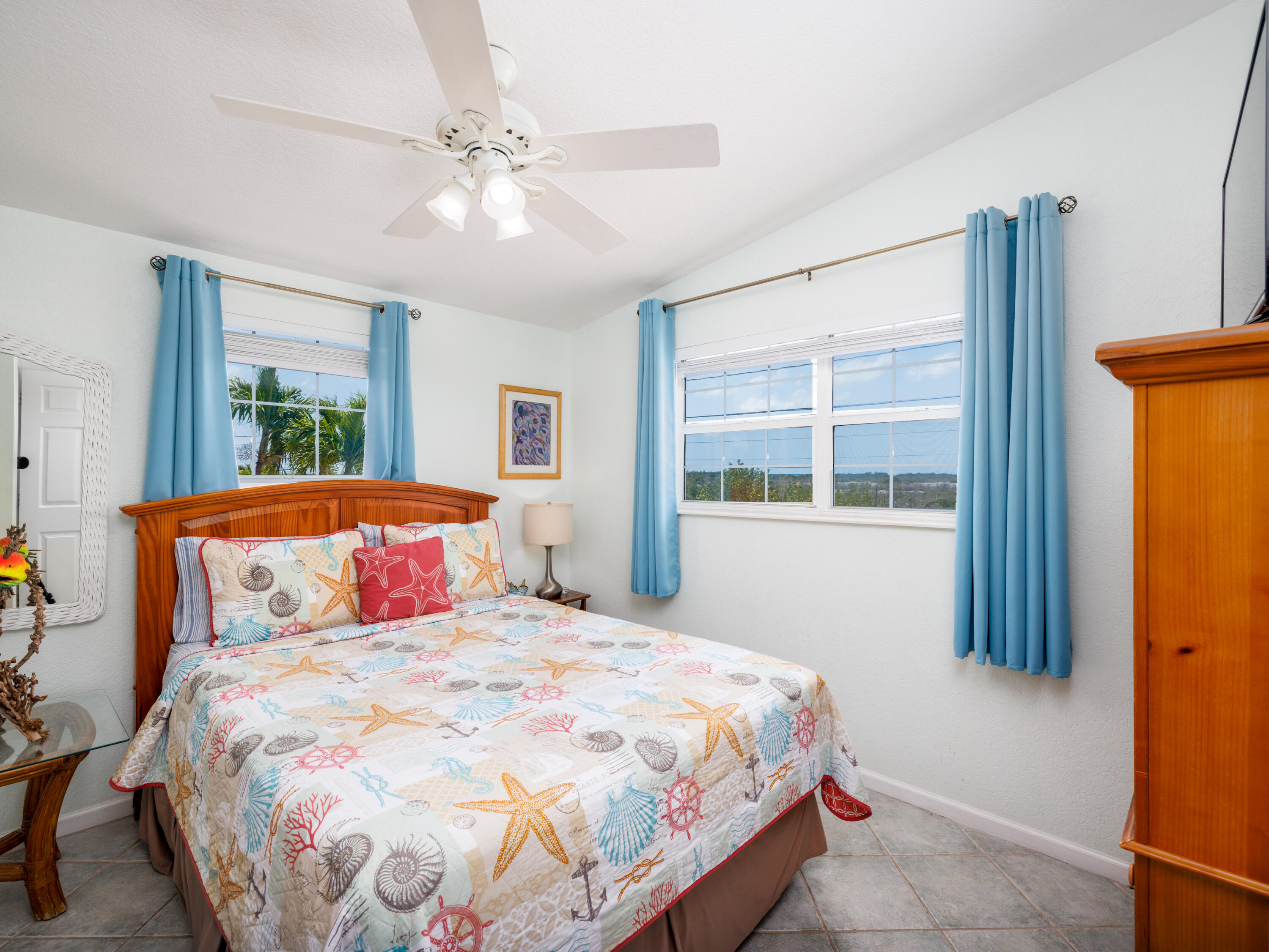 873 Indies Road Property Photo 17