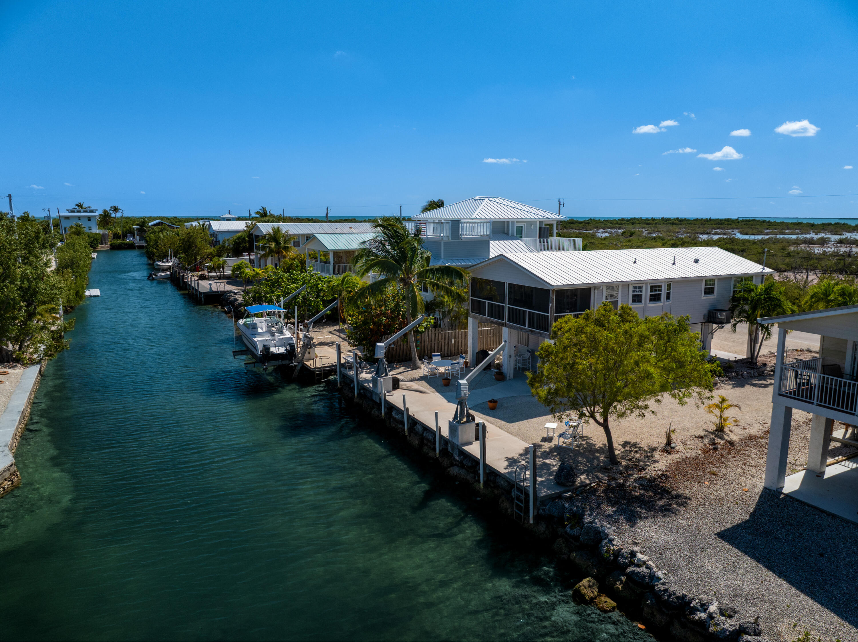 873 Indies Road Property Photo 41