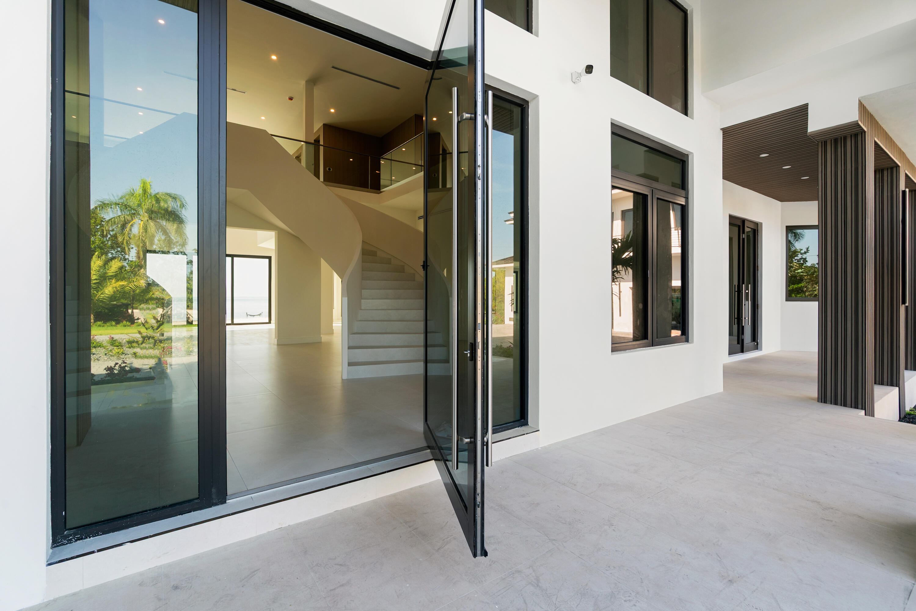2405 Coco Plum Drive Property Photo 19
