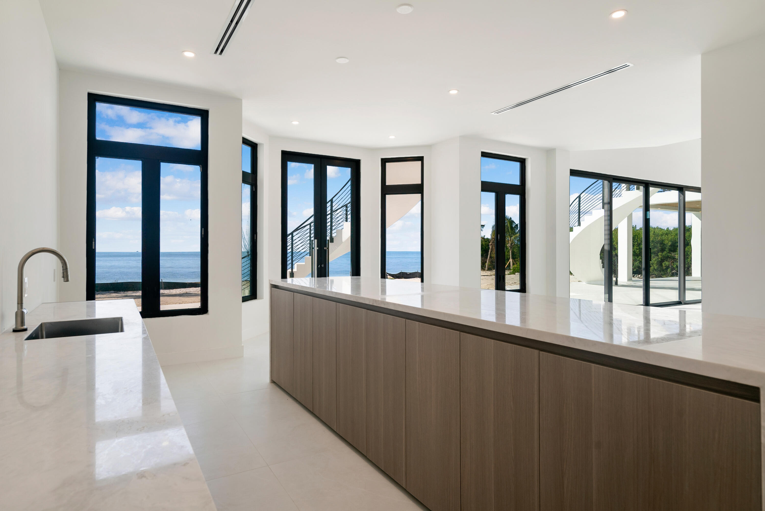 2405 Coco Plum Drive Property Photo 30