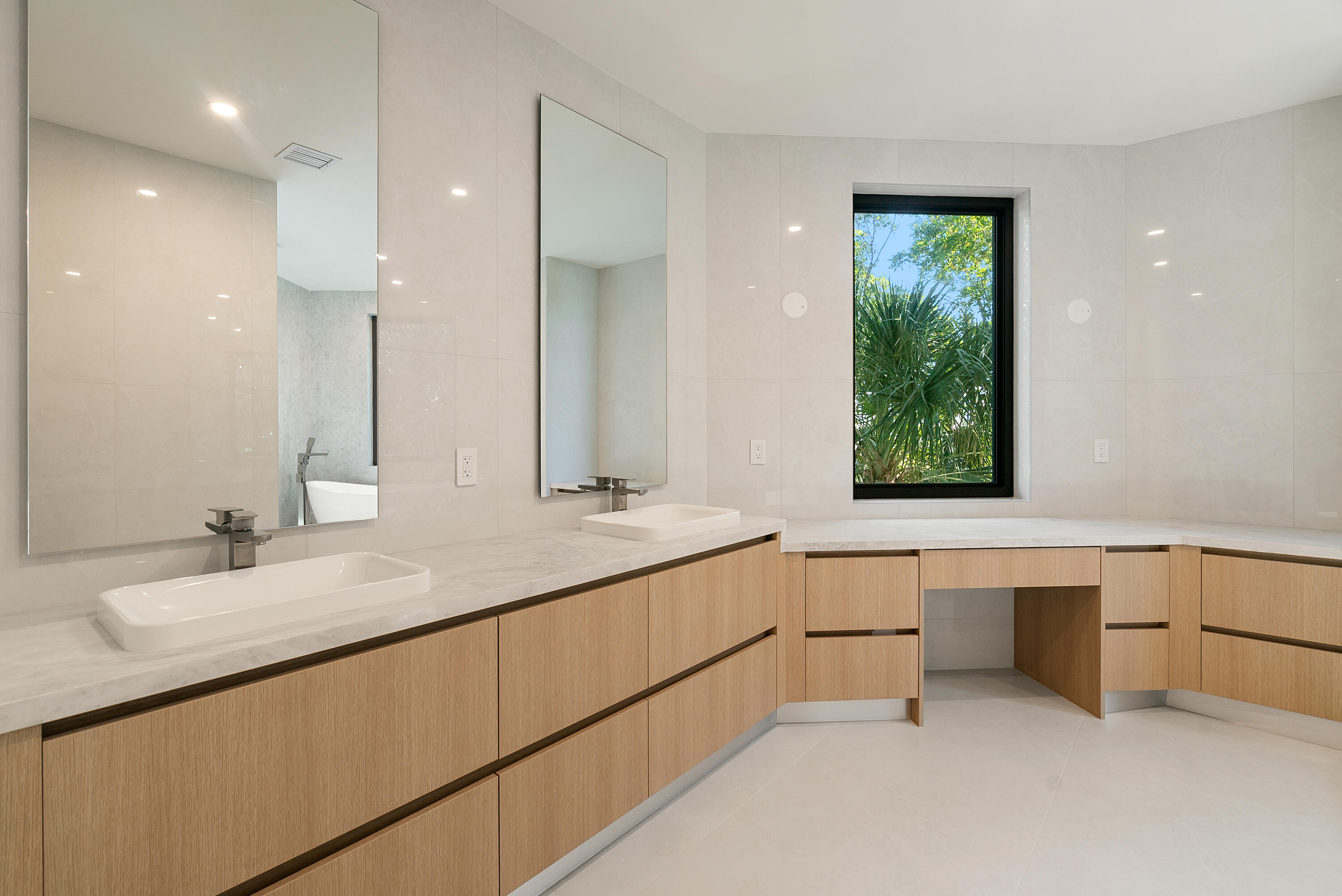 2405 Coco Plum Drive Property Photo 48