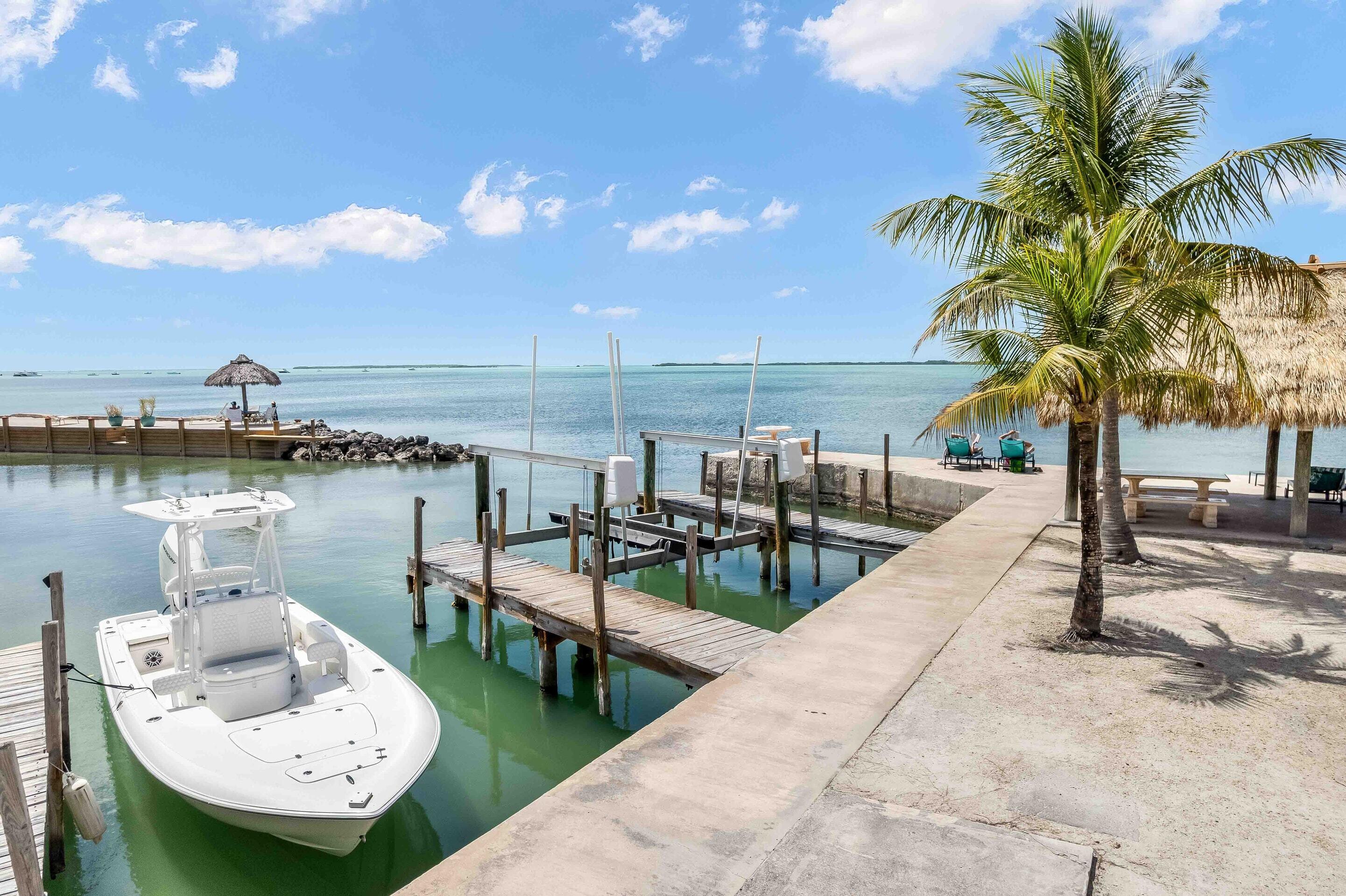 000 Overseas Highway Property Photo 4