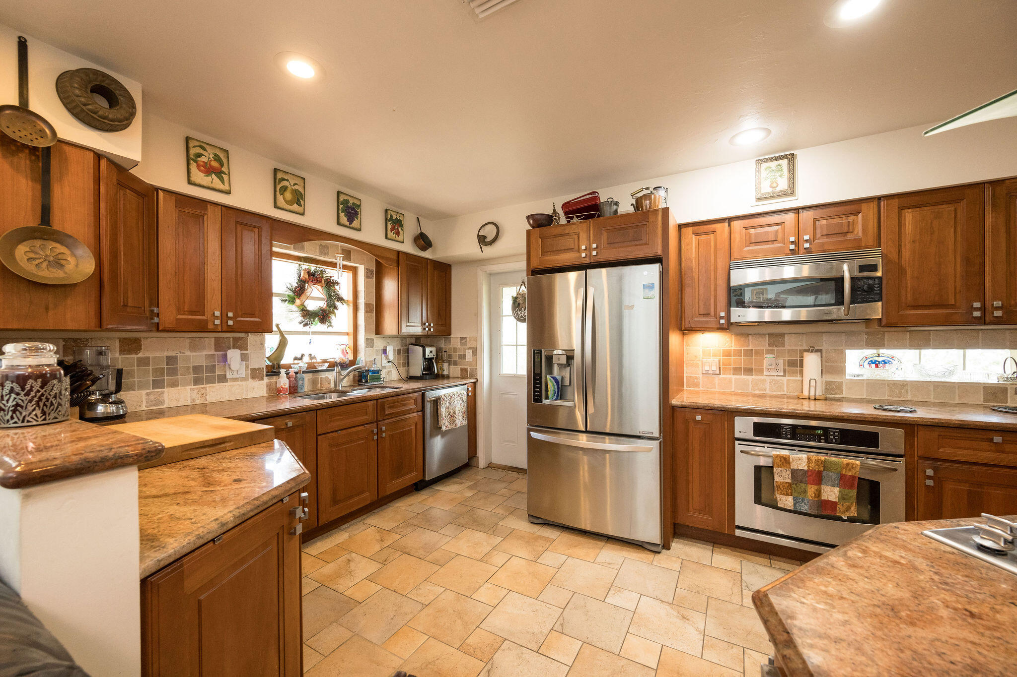 1703 South Street Property Photo 13