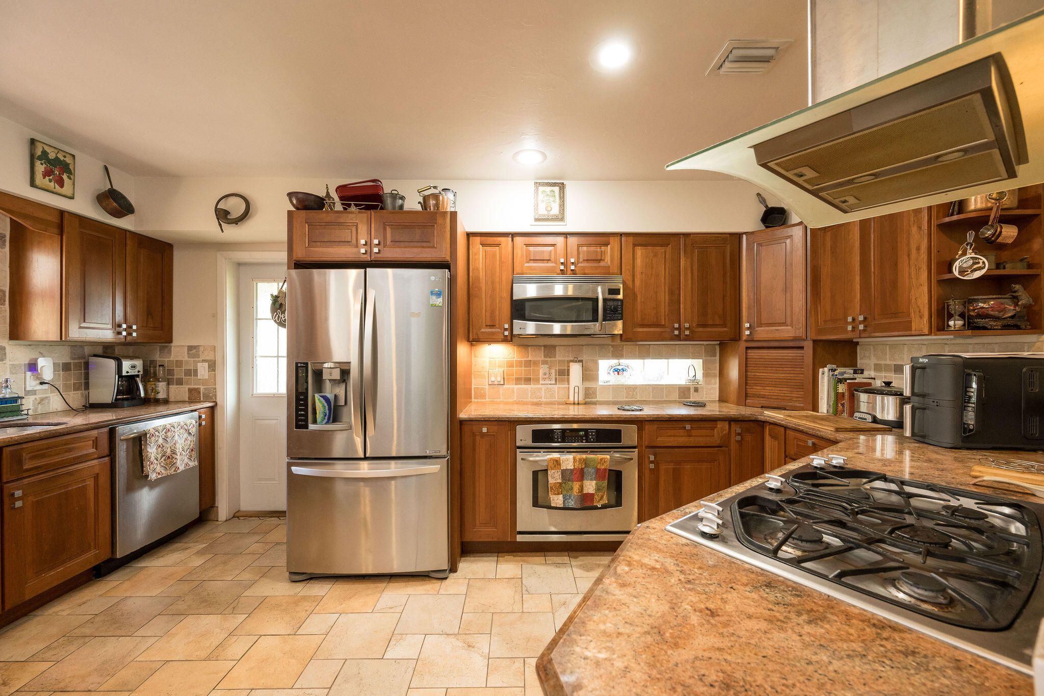 1703 South Street Property Photo 14