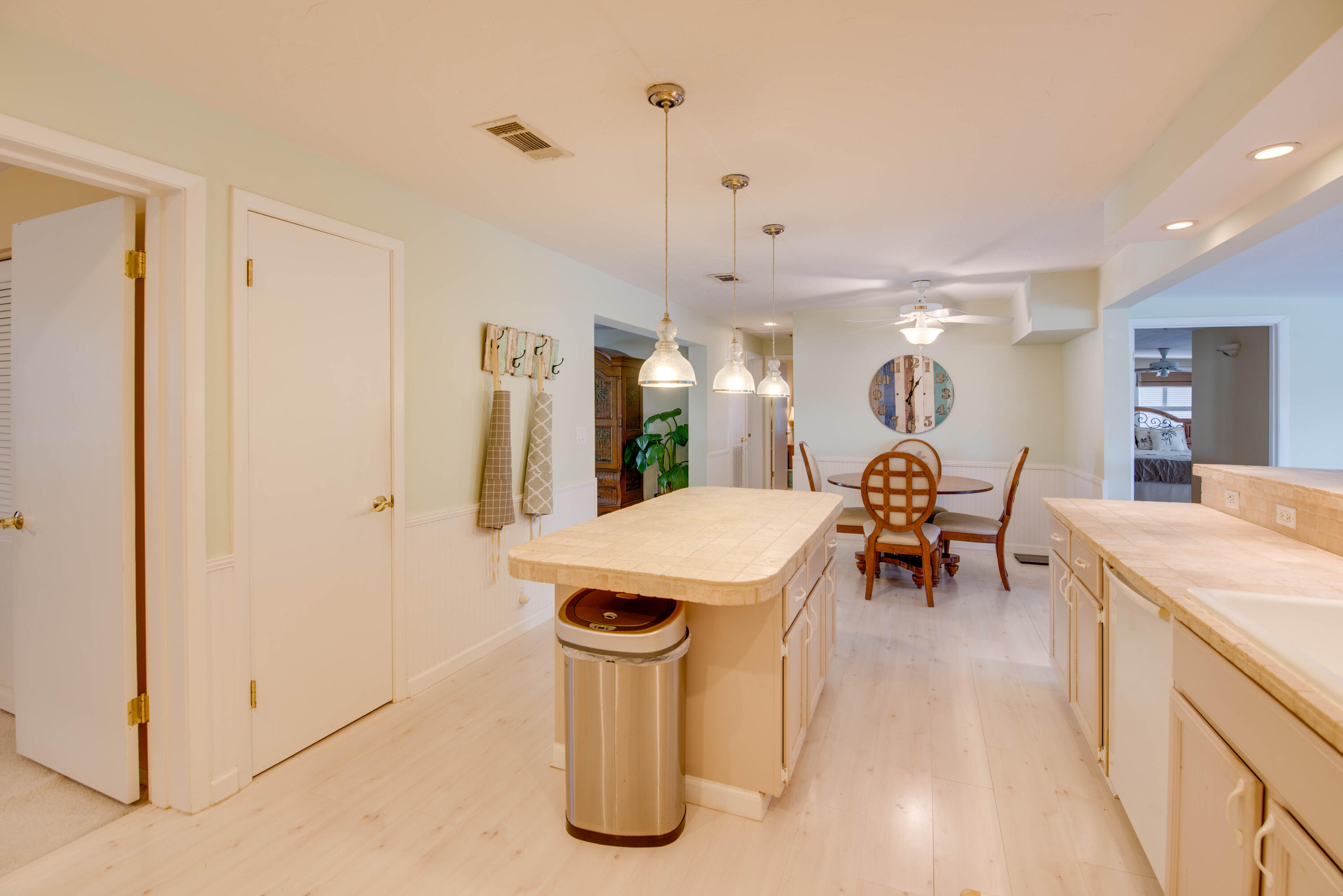 951 Lagoon Drive Property Photo 13