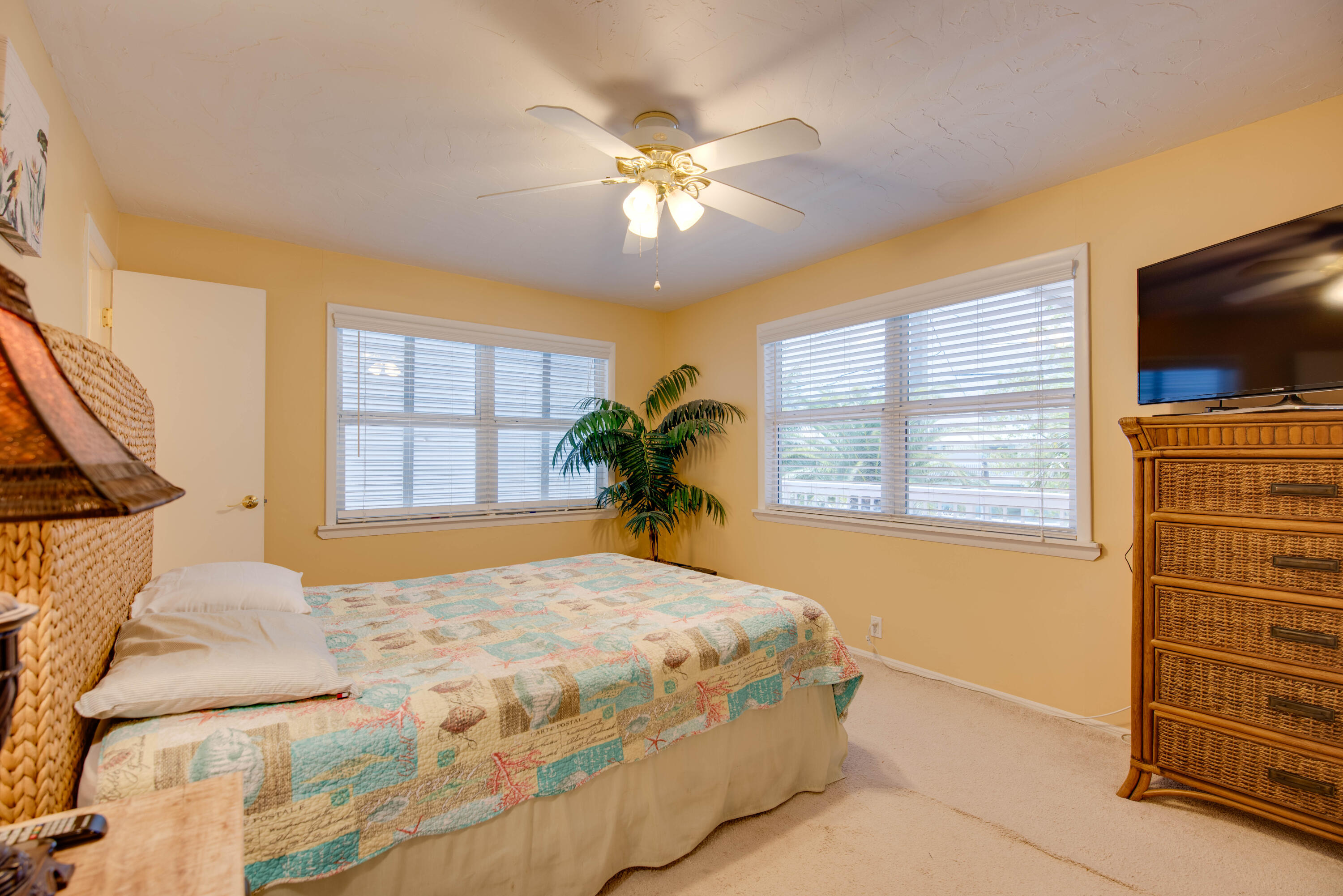 951 Lagoon Drive Property Photo 20