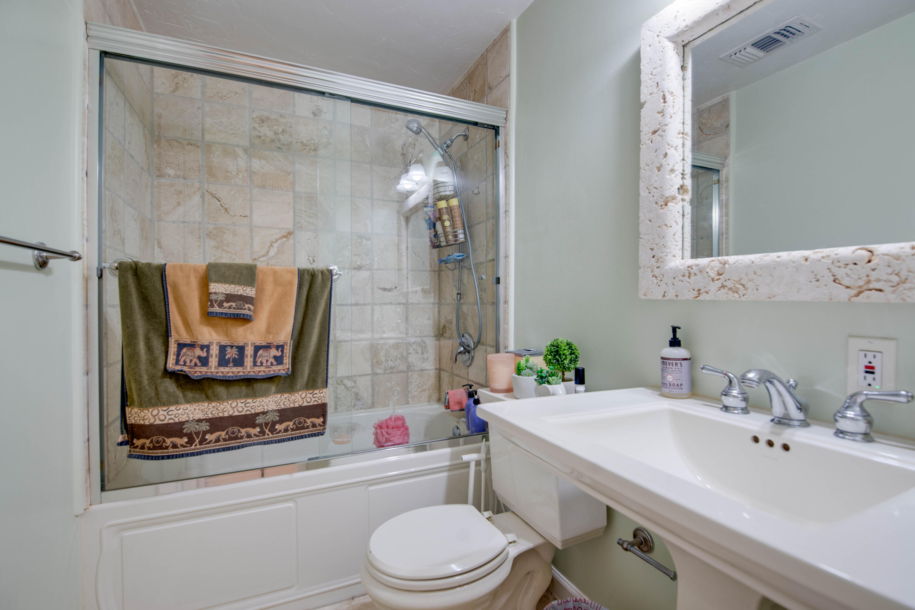 951 Lagoon Drive Property Photo 24