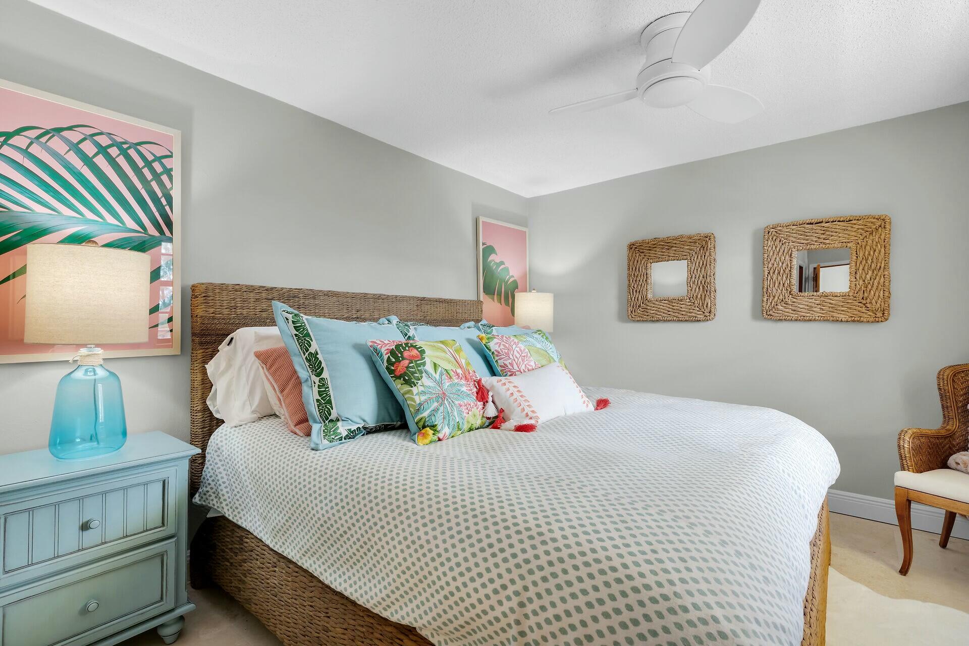101 E Ocean Drive, C401 Property Photo 16