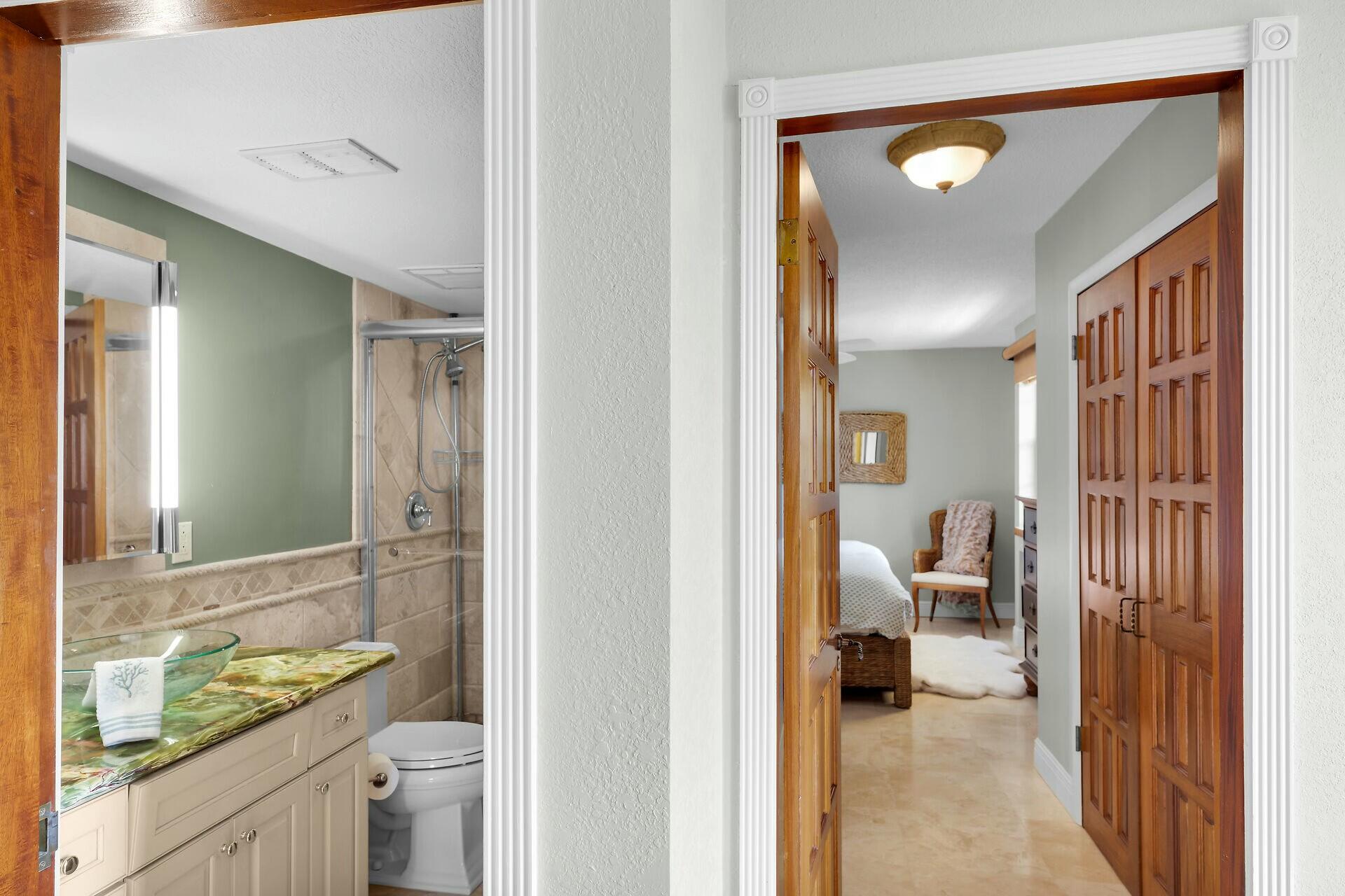 101 E Ocean Drive, C401 Property Photo 20