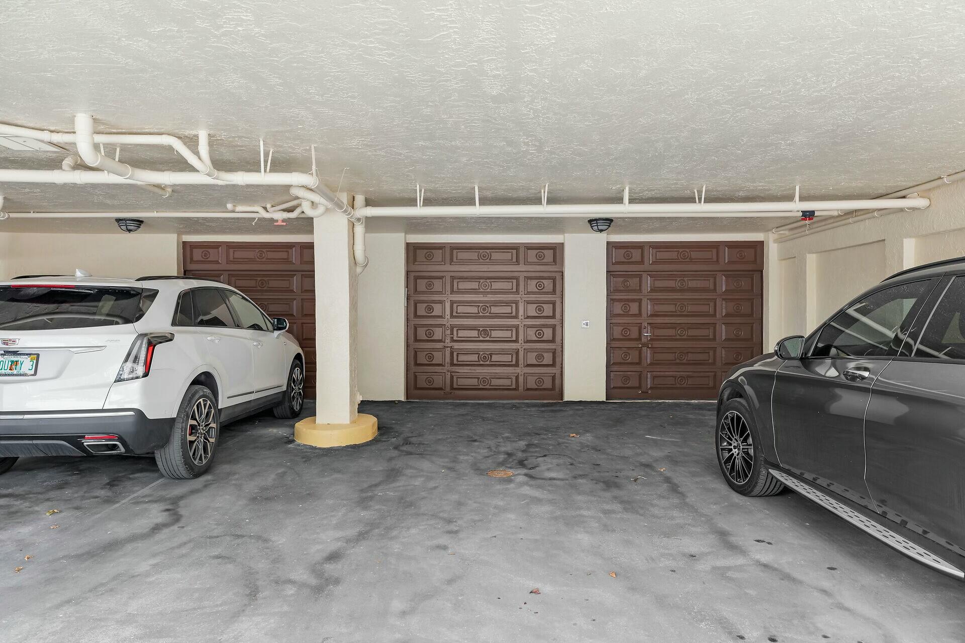 101 E Ocean Drive, C401 Property Photo 21