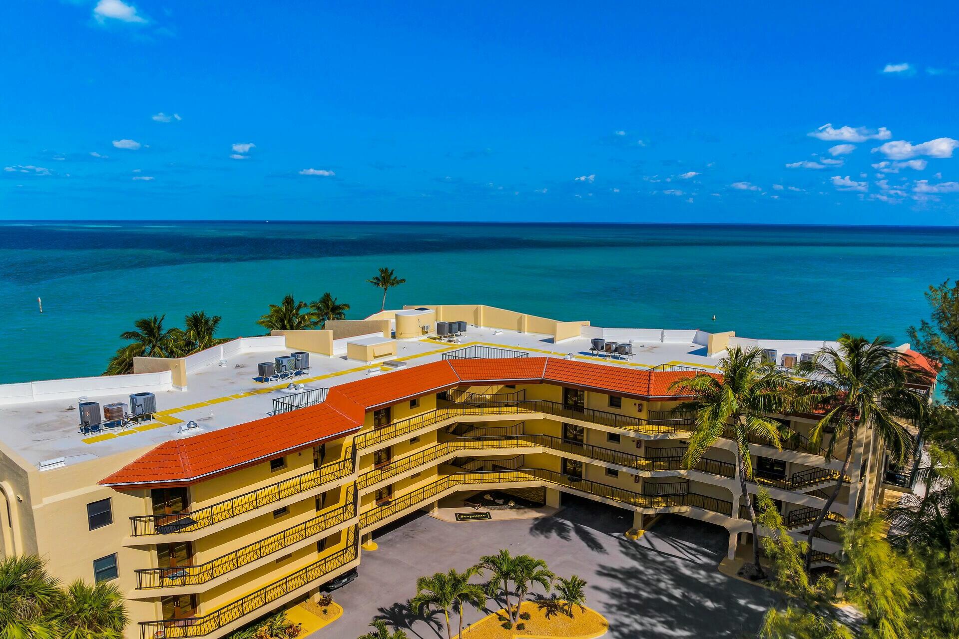 101 E Ocean Drive, C401 Property Photo 26