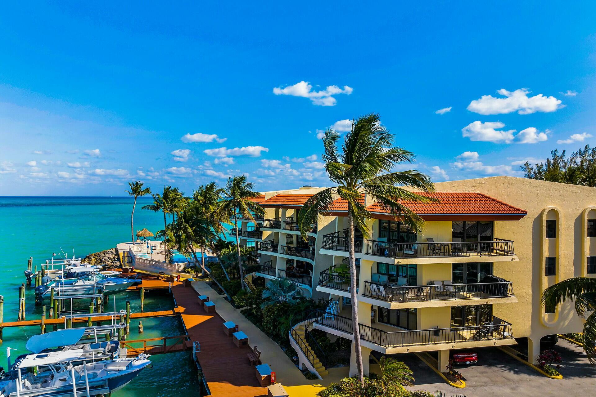 101 E Ocean Drive, C401 Property Photo 33