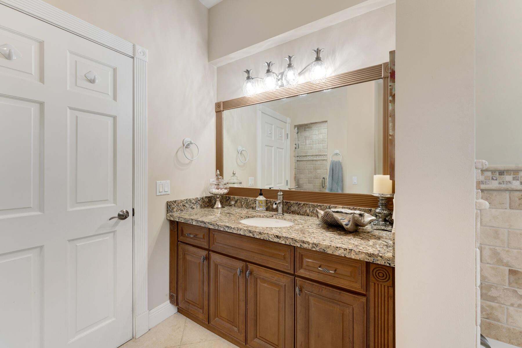 205 Stirrup Key Boulevard Property Photo 21