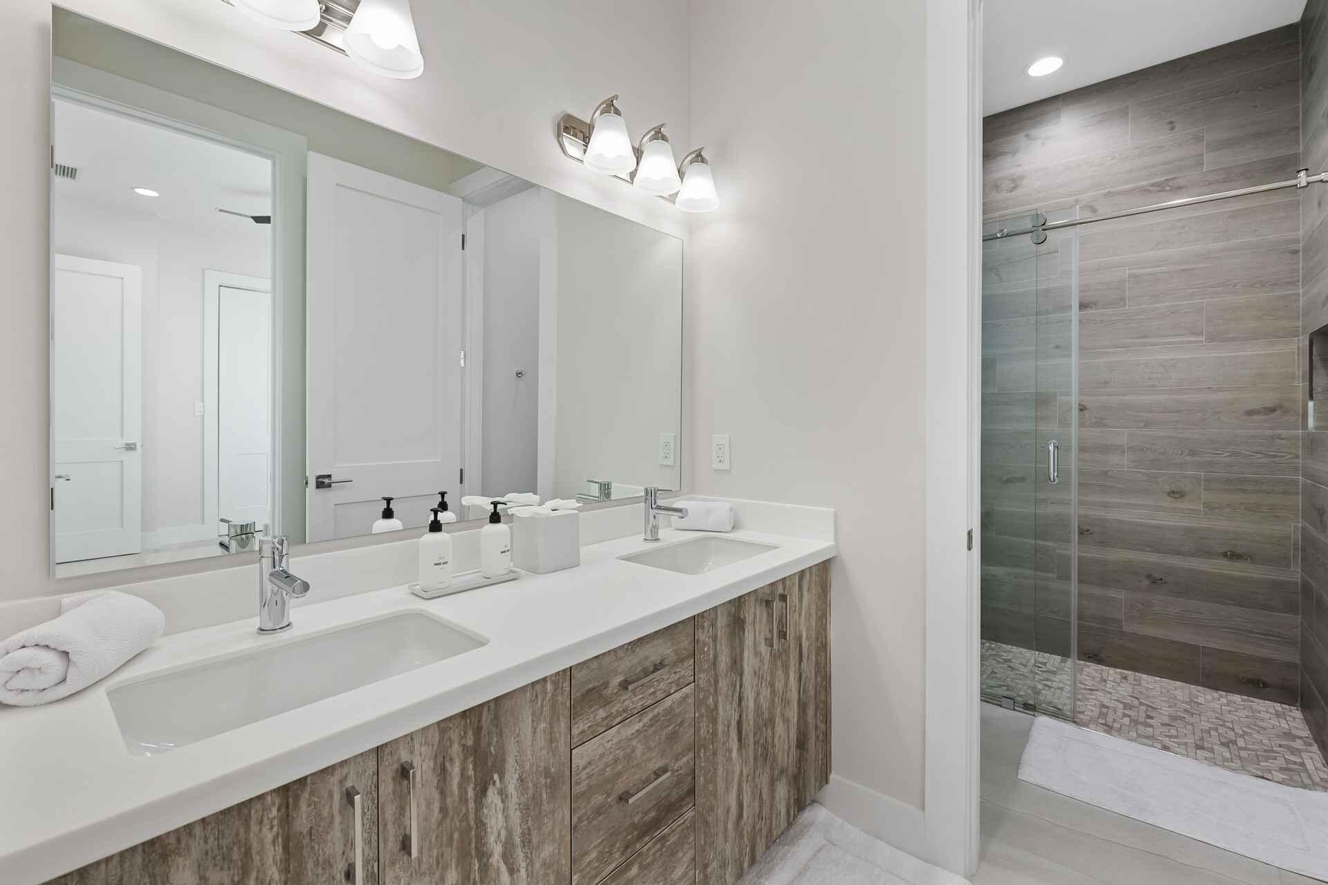 220 14th Street, 1 Property Photo 26