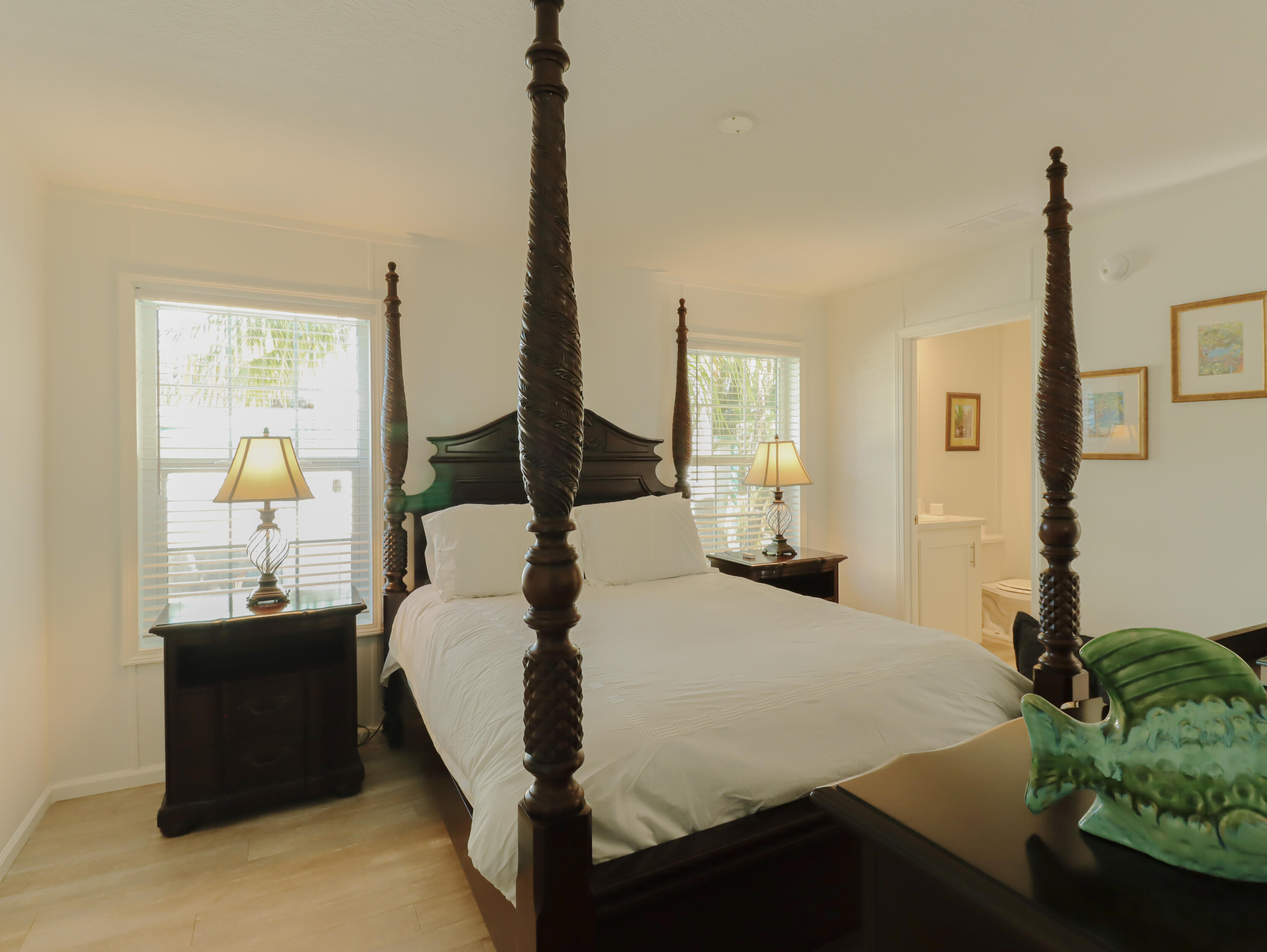 50 Ave A Property Photo 8