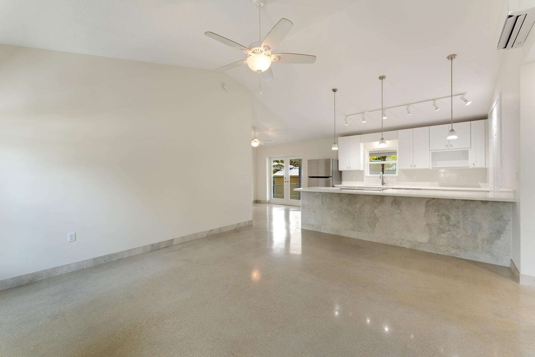 129 Tavern Drive Property Photo 8