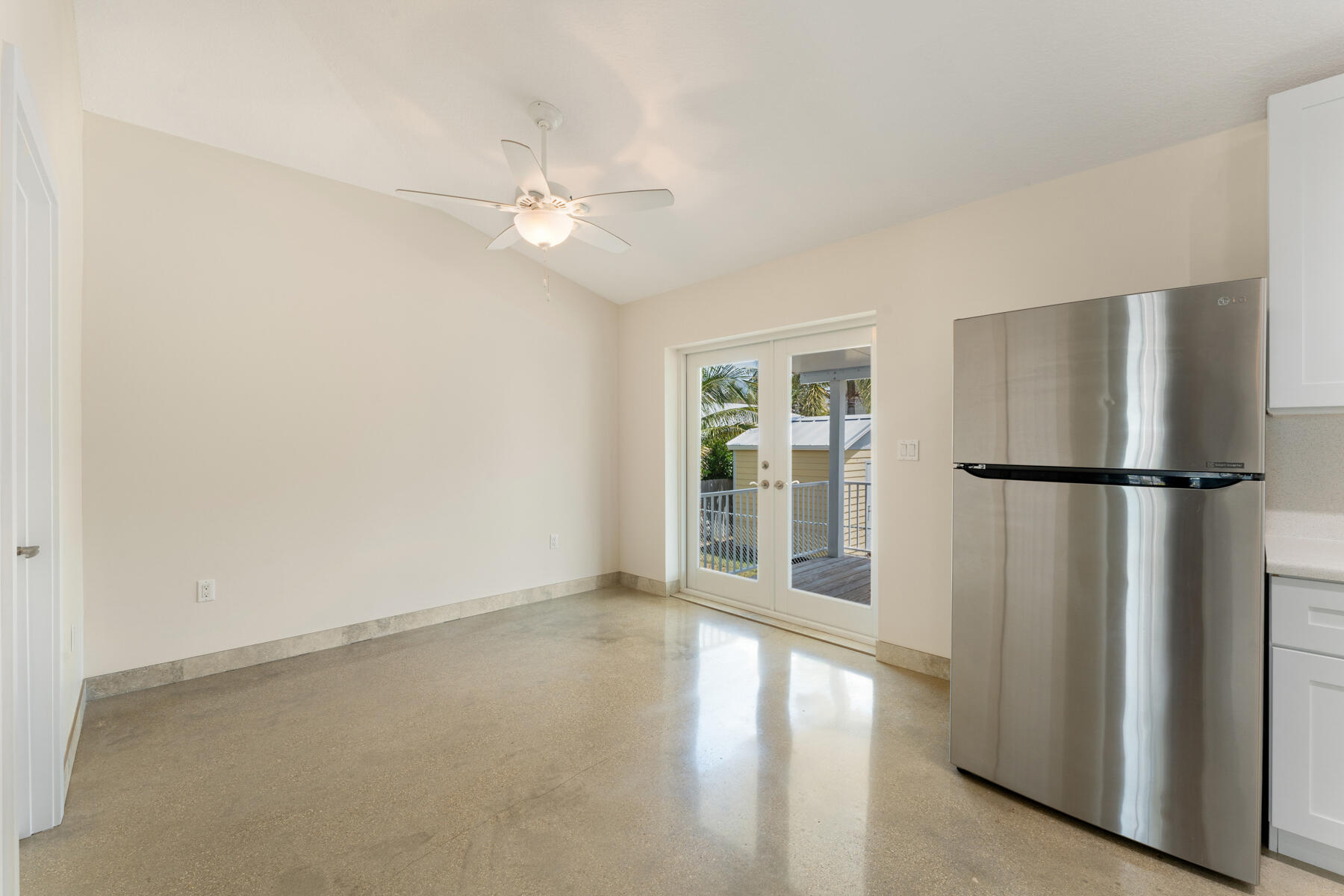 129 Tavern Drive Property Photo 10