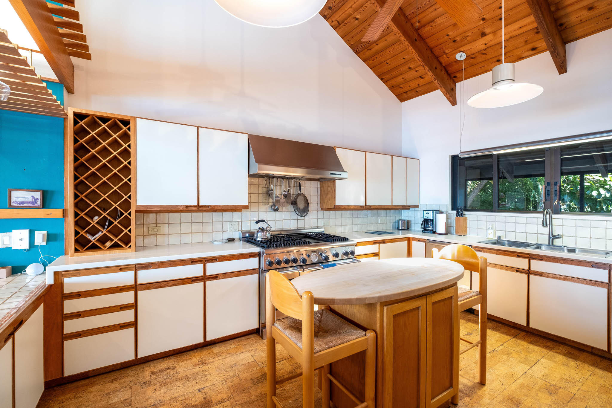 156 Key Heights Drive Property Photo 14