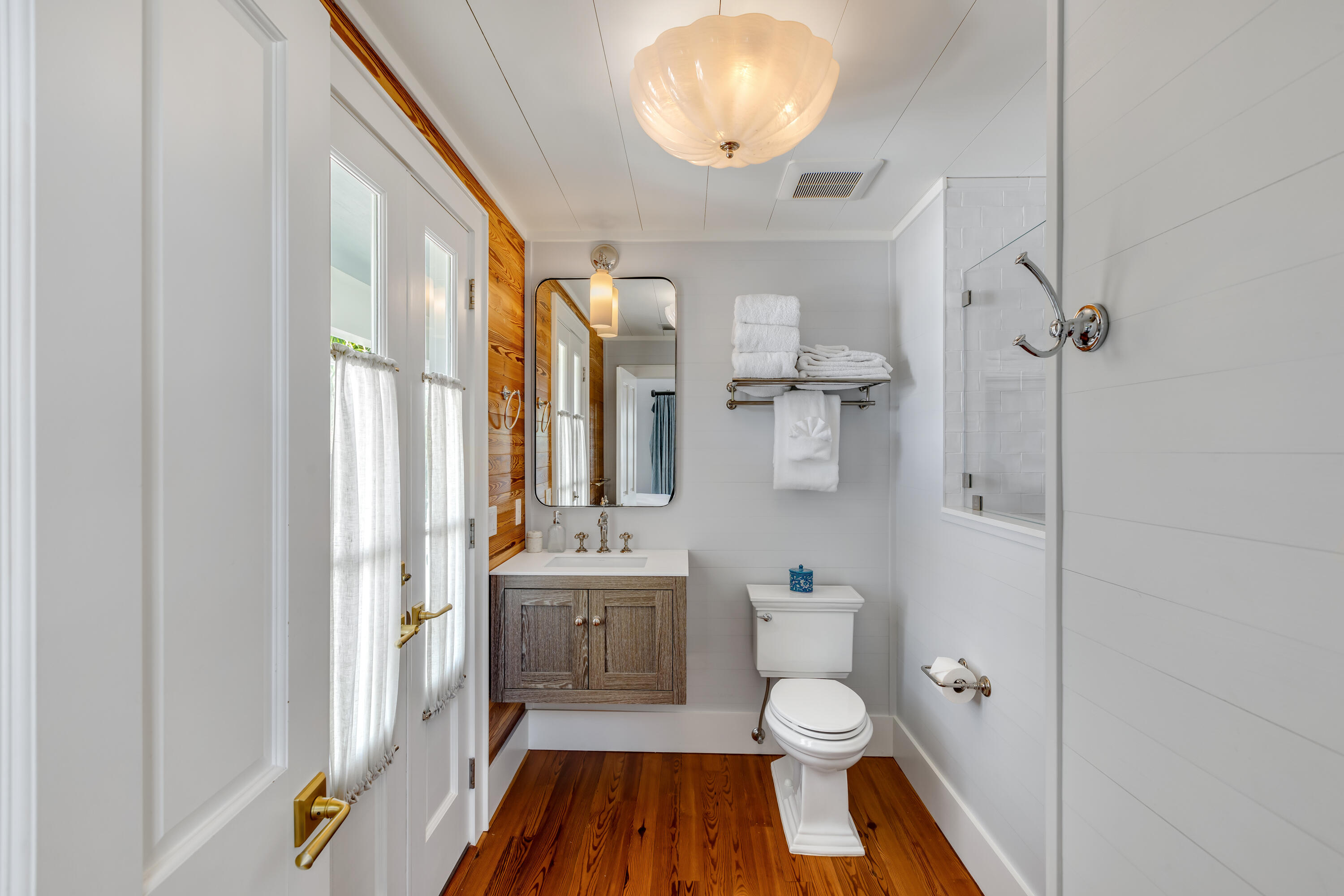 802 Southard Street Property Photo 33