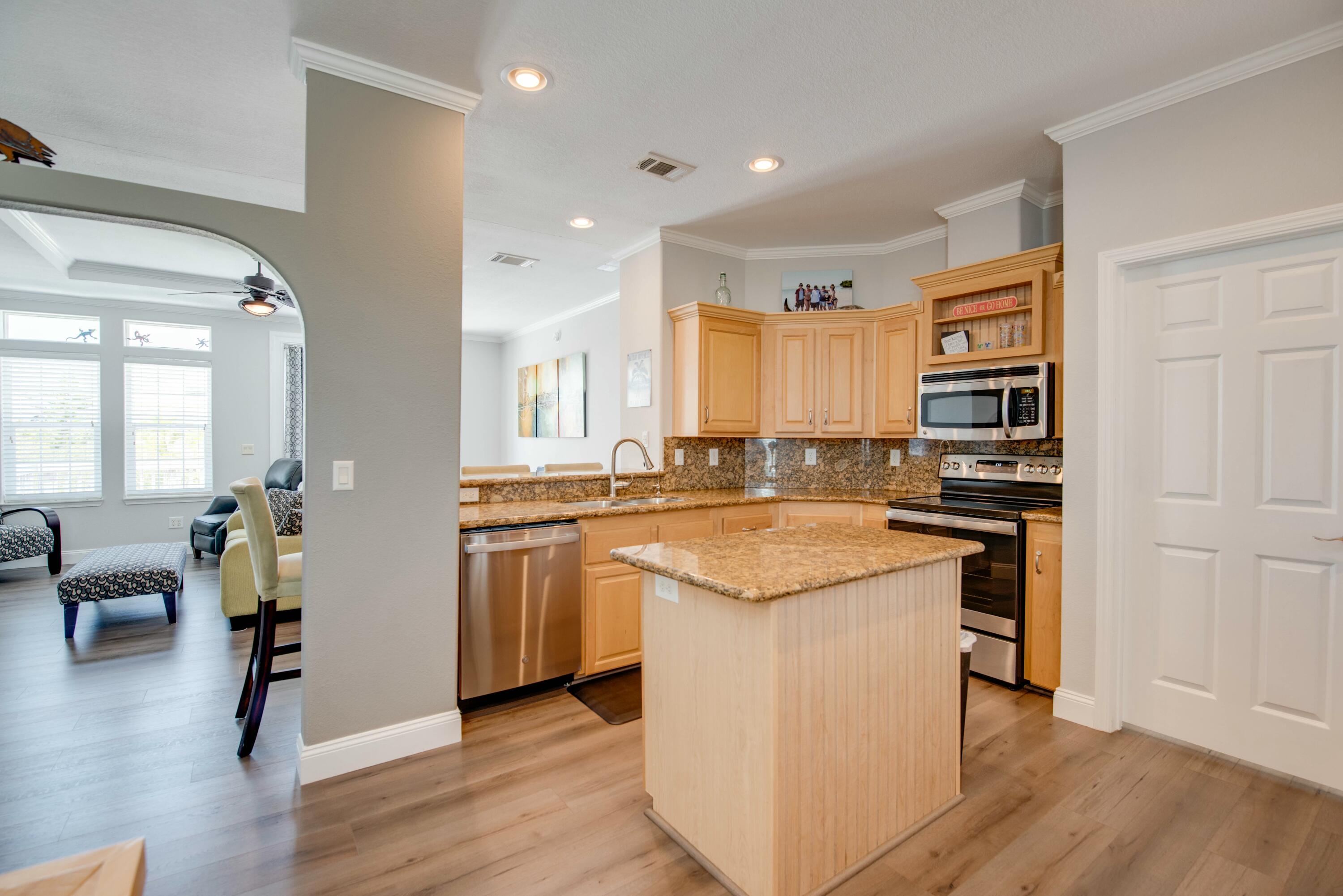 17287 Cayman Drive Property Photo 8
