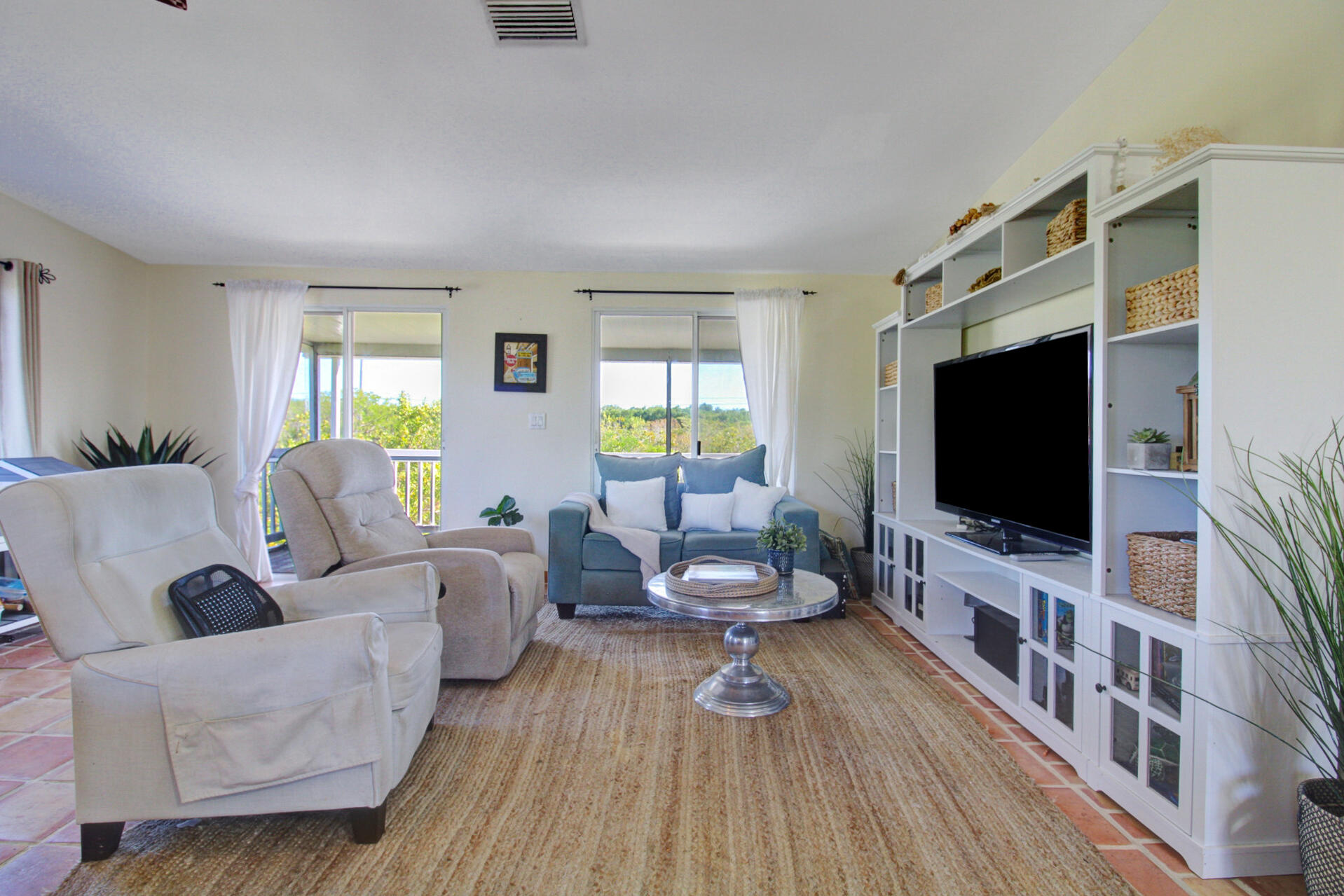 133 Valois Boulevard Property Photo 11