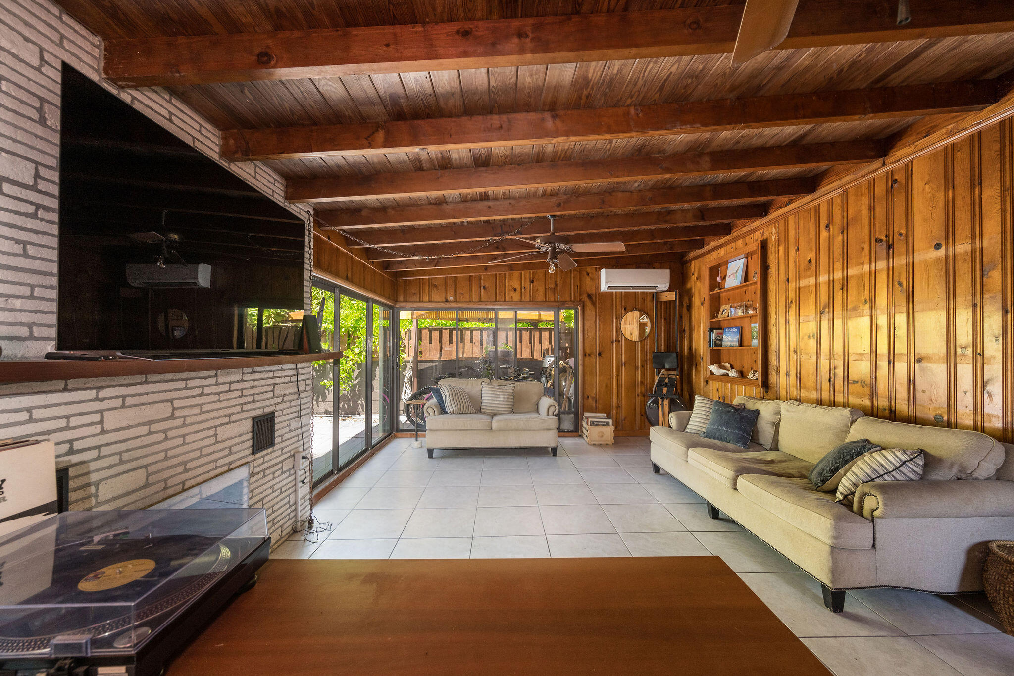 2017 Fogarty Avenue Property Photo 6