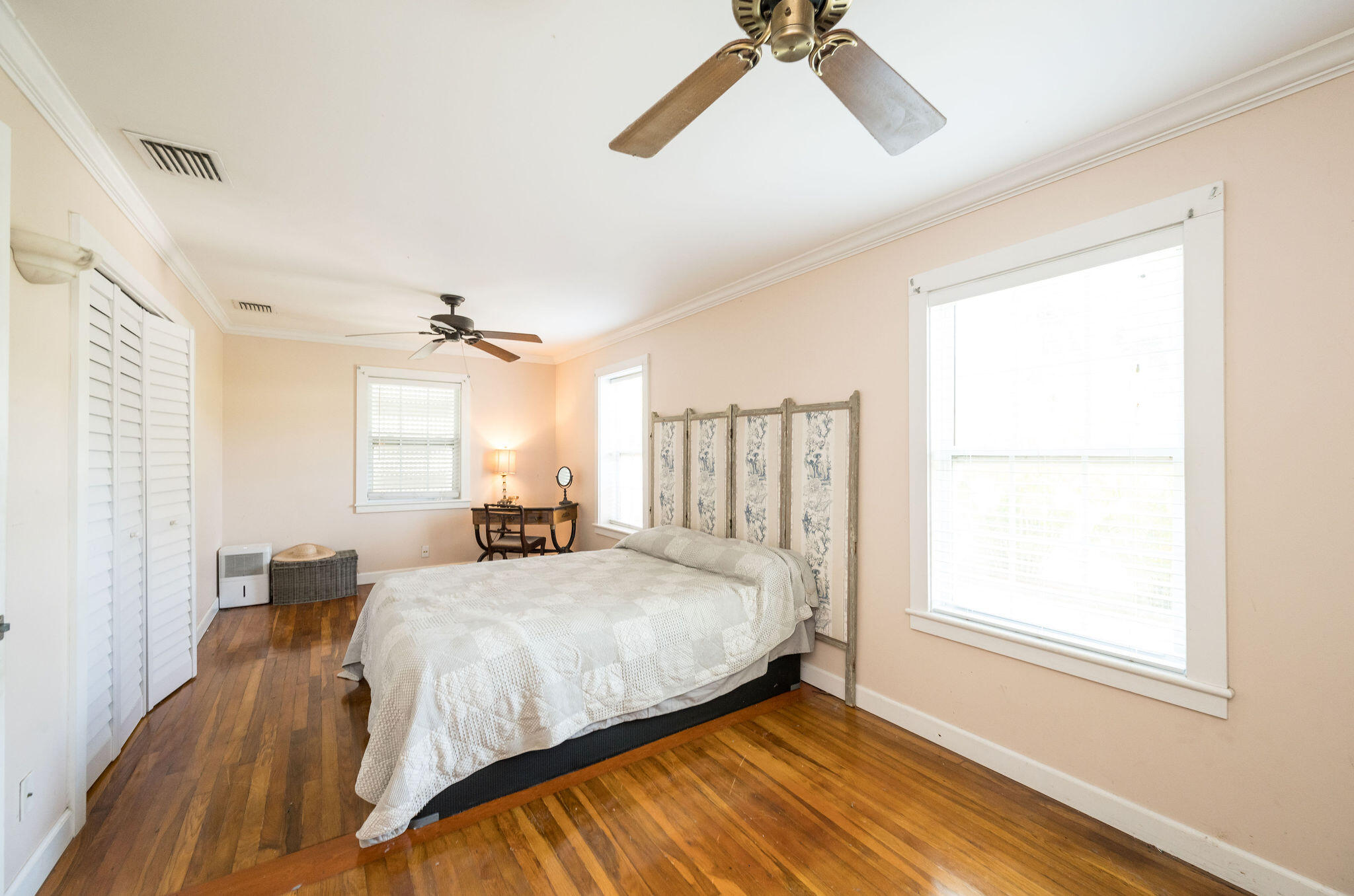 2017 Fogarty Avenue Property Photo 7