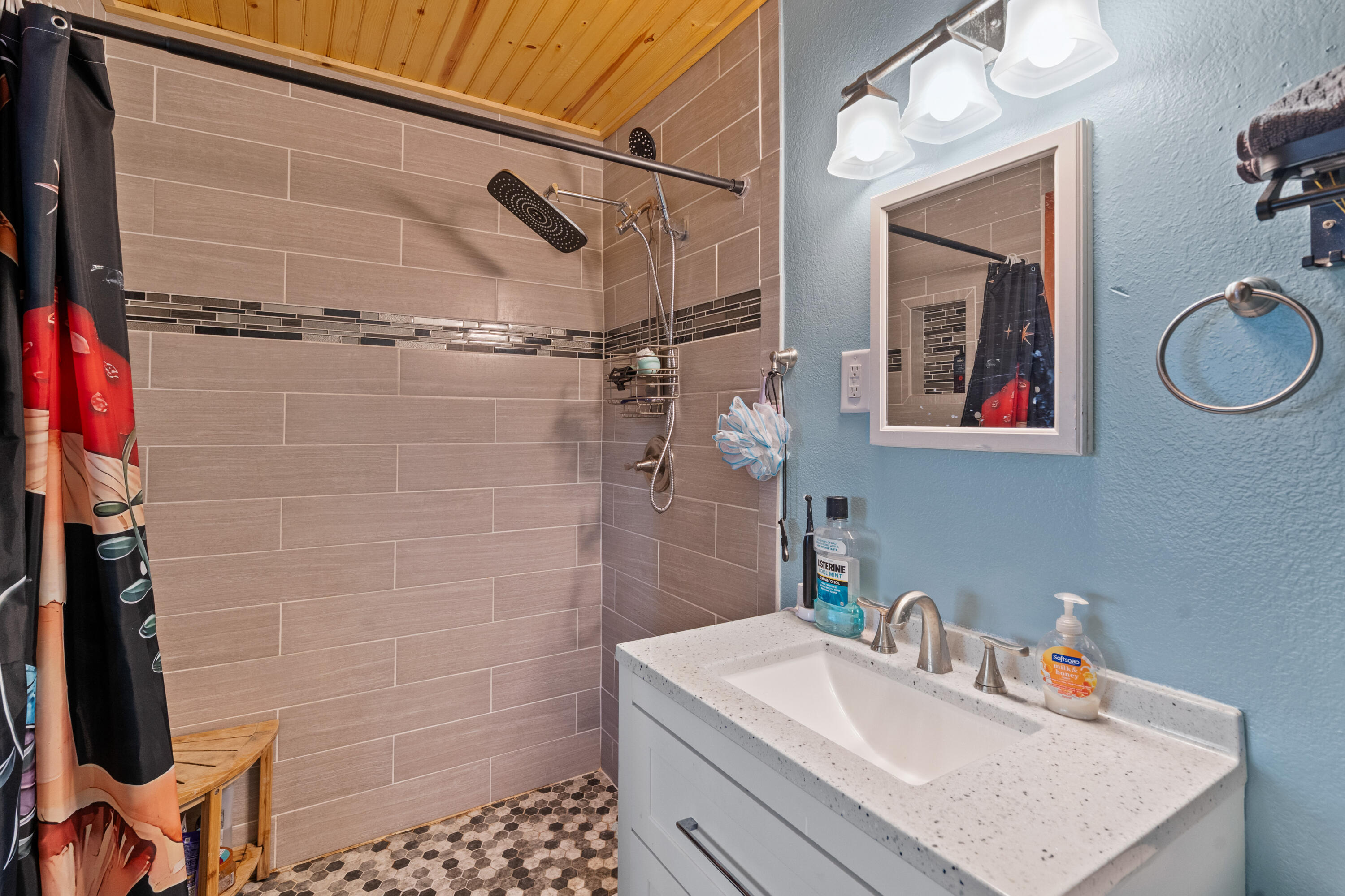 3746 Park Avenue Property Photo 31