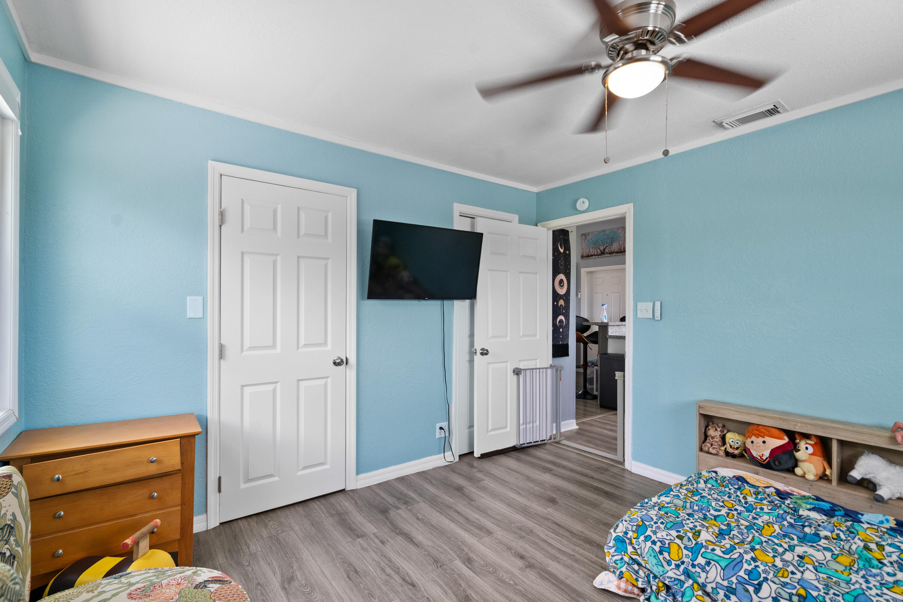 3746 Park Avenue Property Photo 34