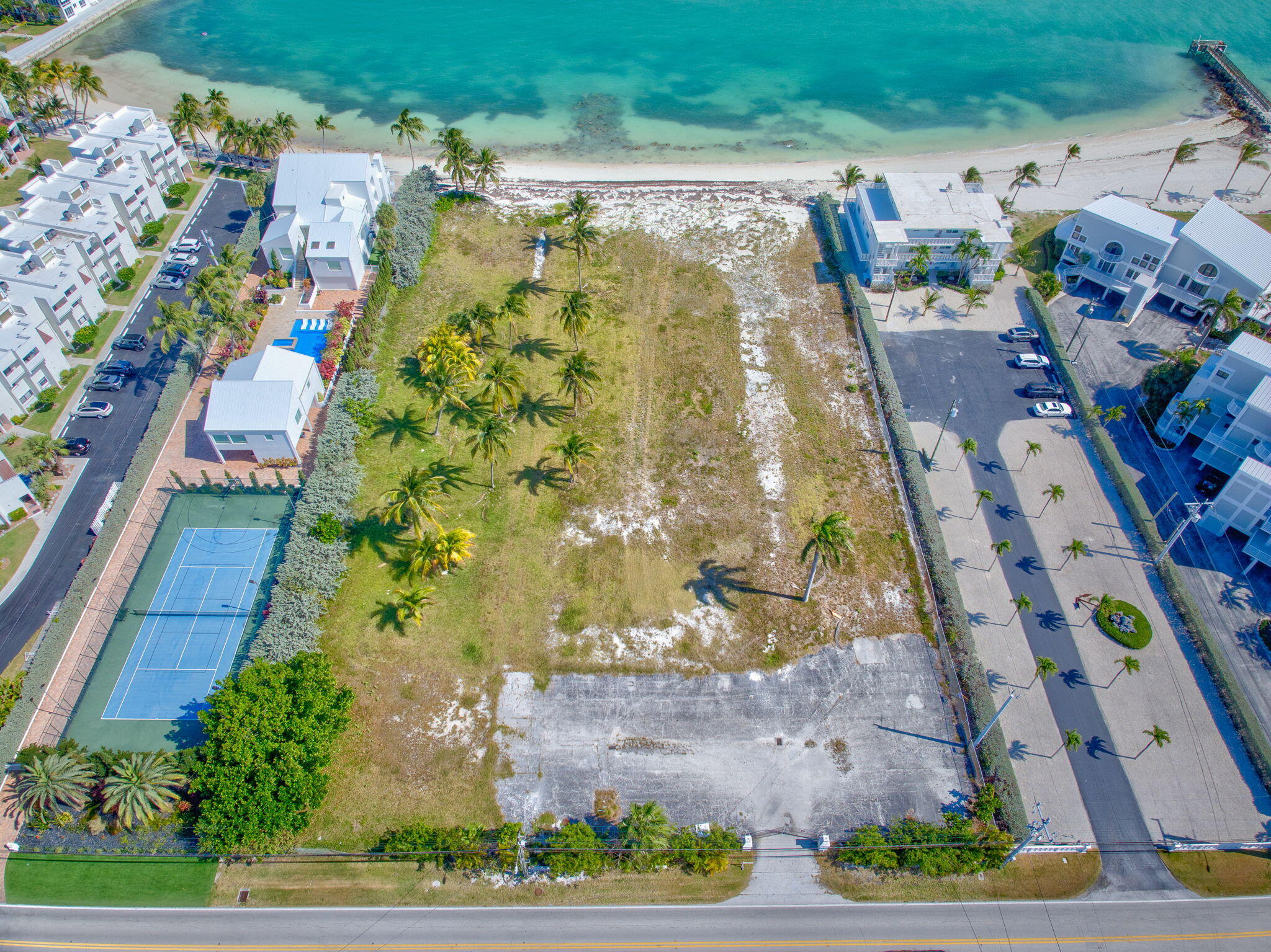 721 W Ocean Drive Property Photo 1