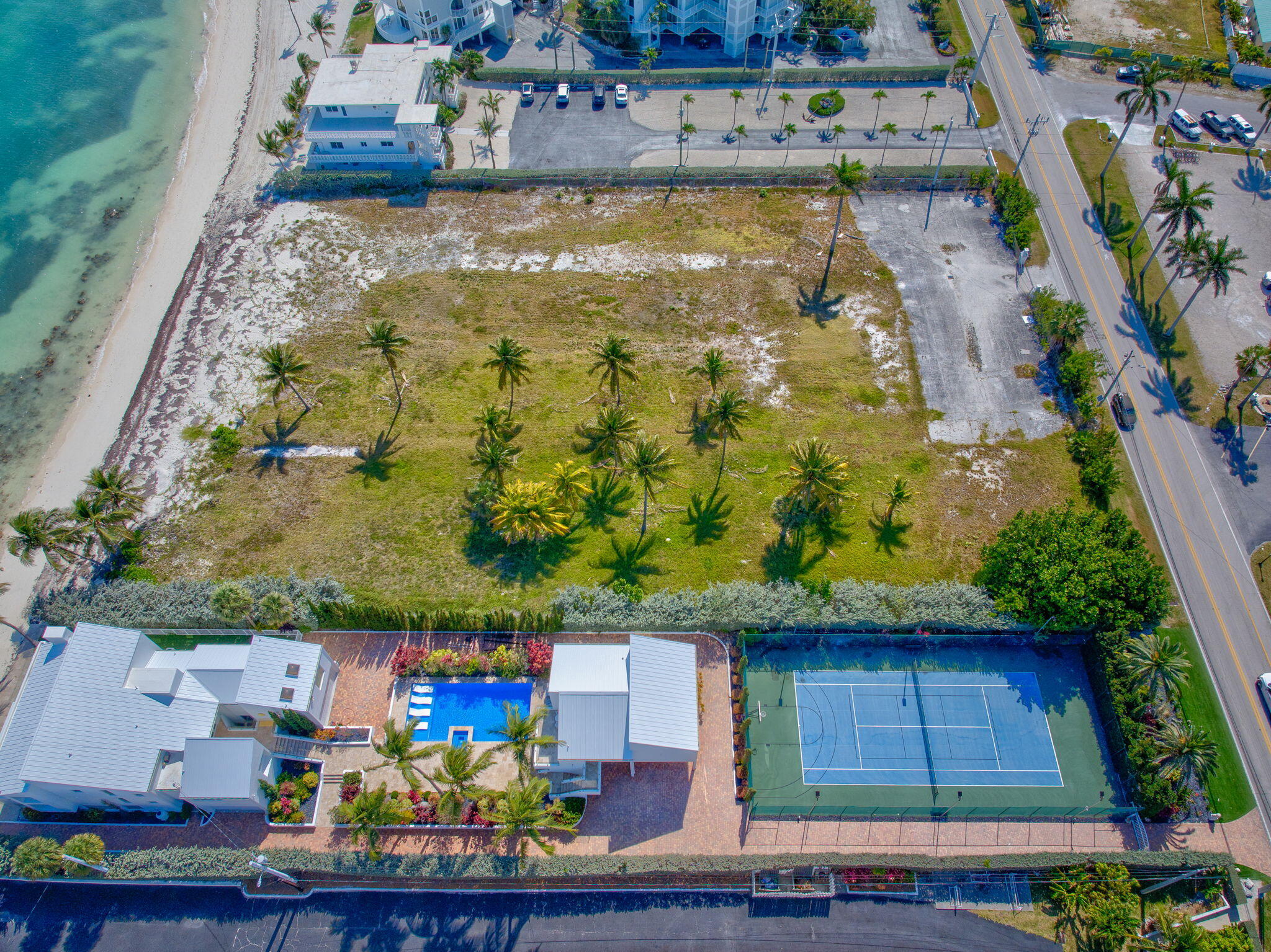 721 W Ocean Drive Property Photo 4