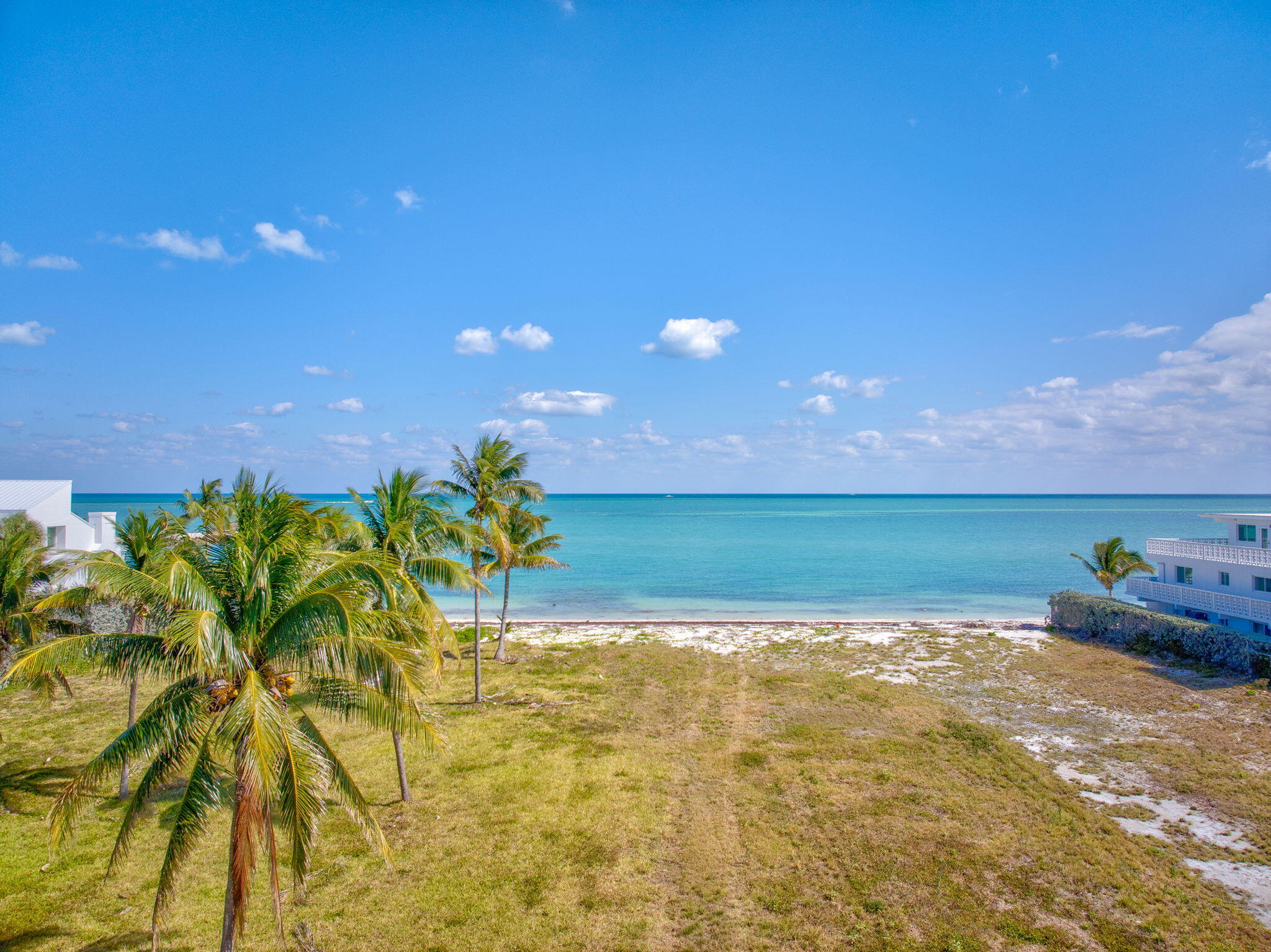 721 W Ocean Drive Property Photo 6