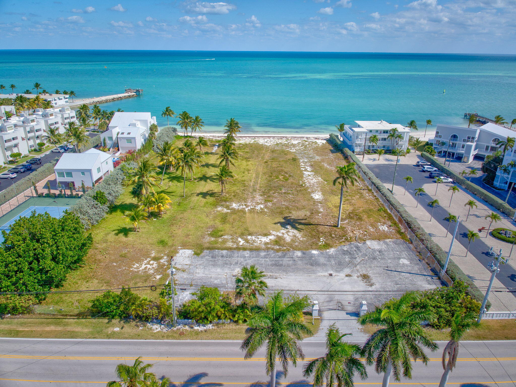 721 W Ocean Drive Property Photo 8