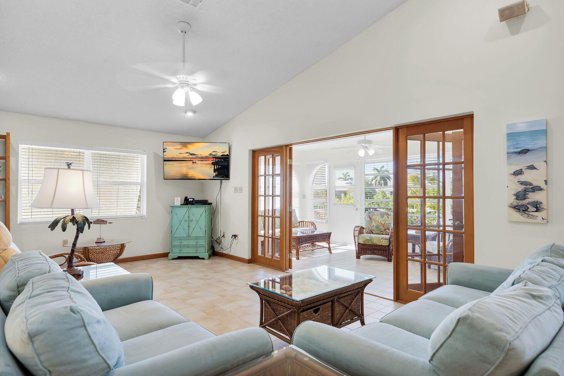 444 Calle De Luna Property Photo 4