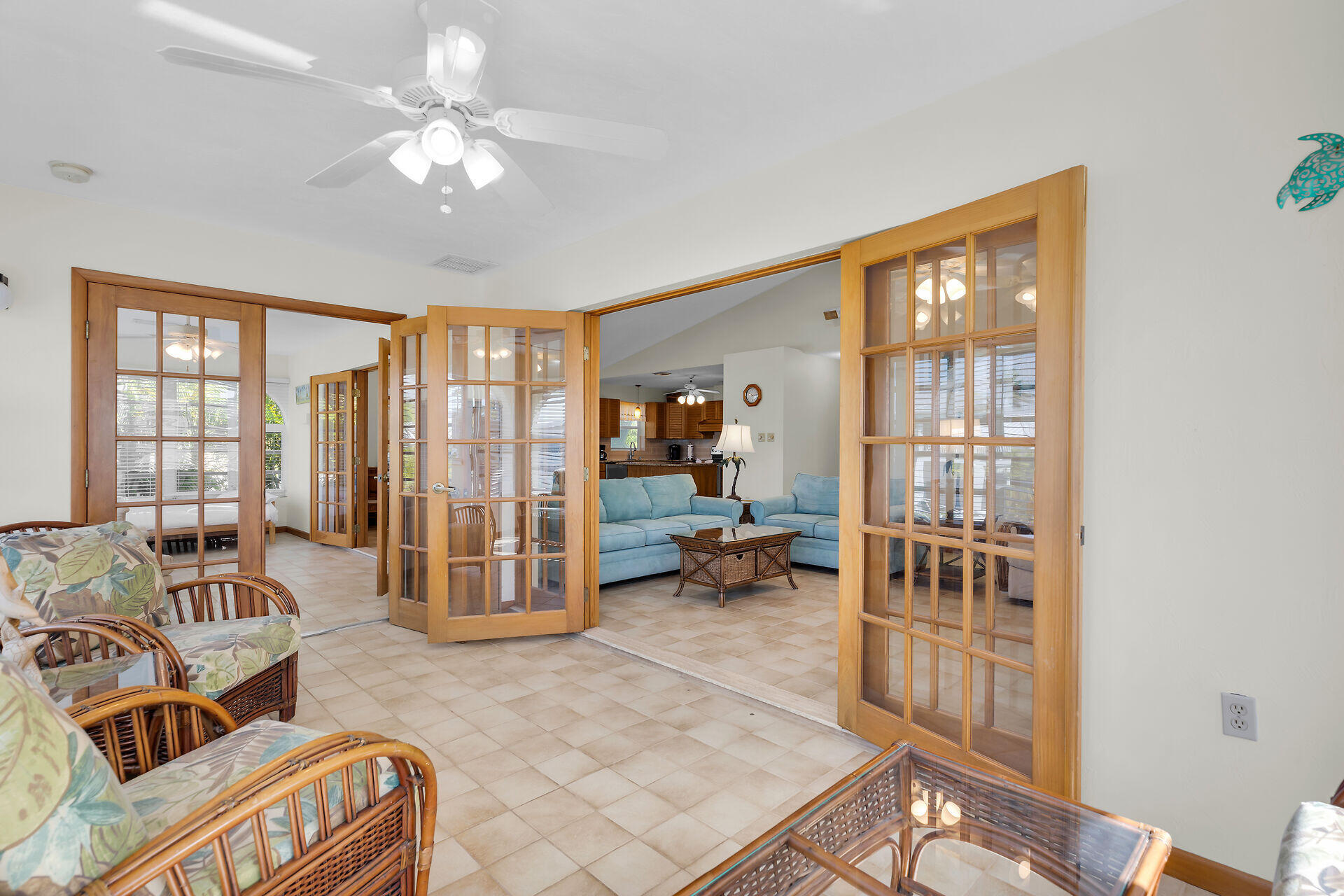 444 Calle De Luna Property Photo 9