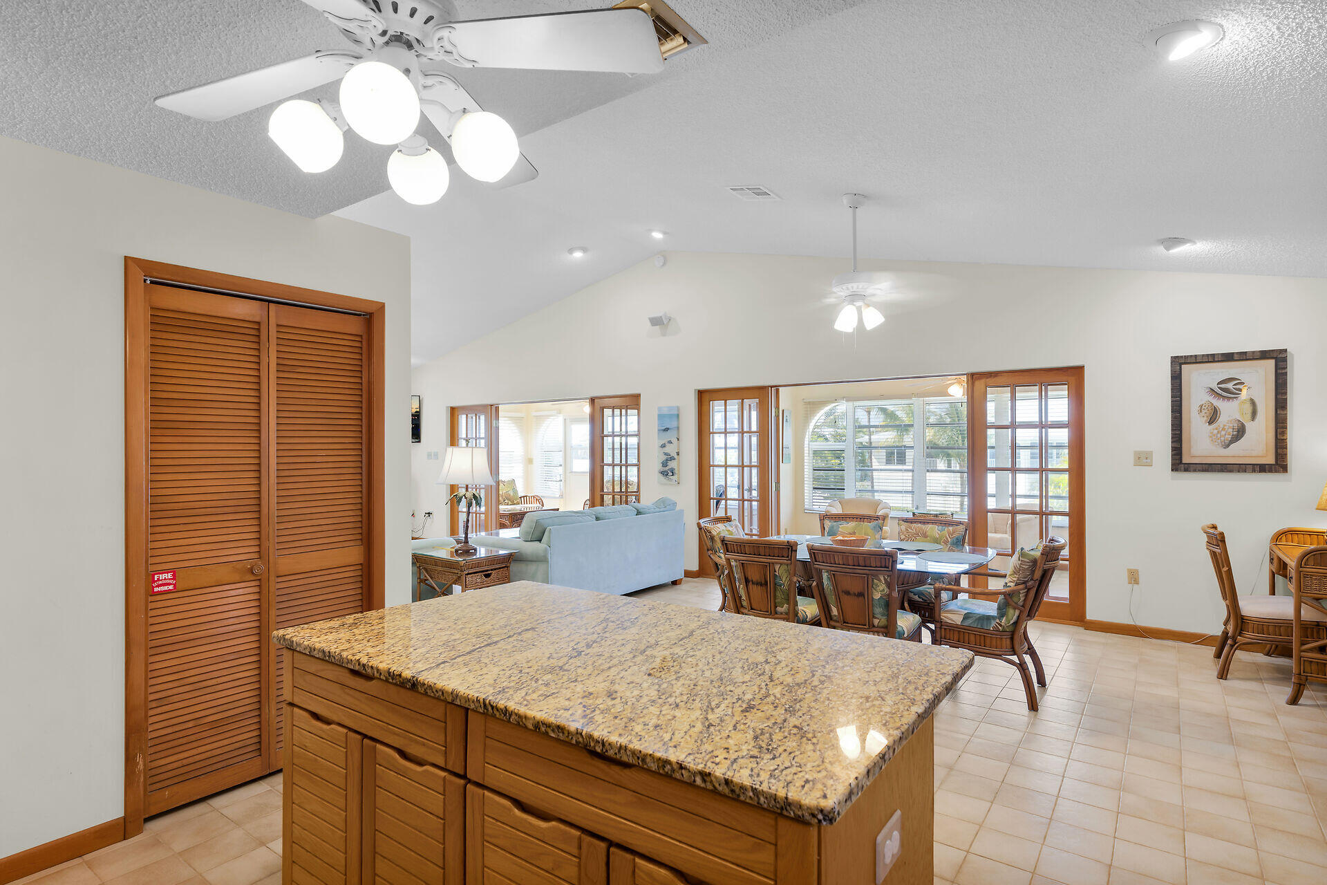 444 Calle De Luna Property Photo 13