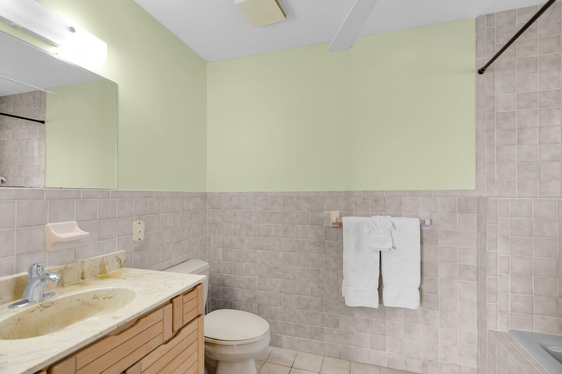 444 Calle De Luna Property Photo 20