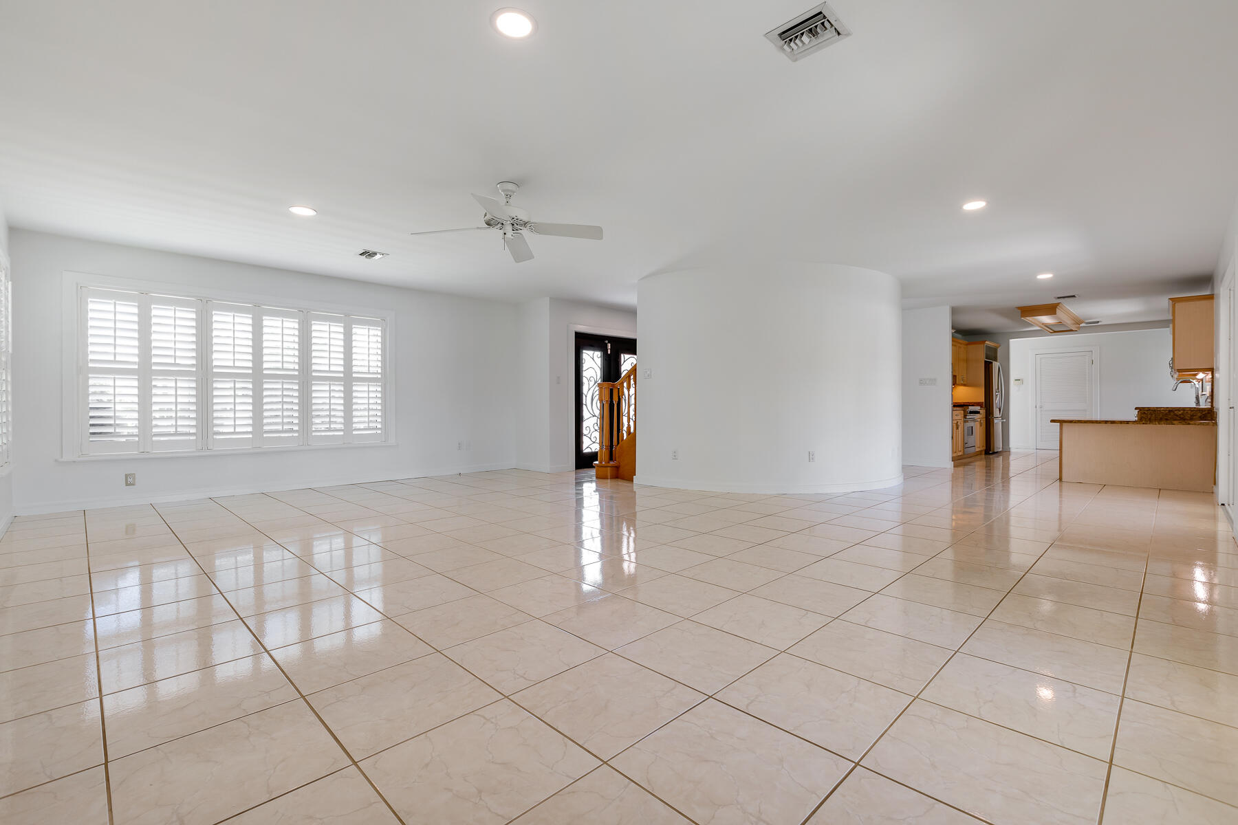 37 Evergreen Avenue Property Photo 6
