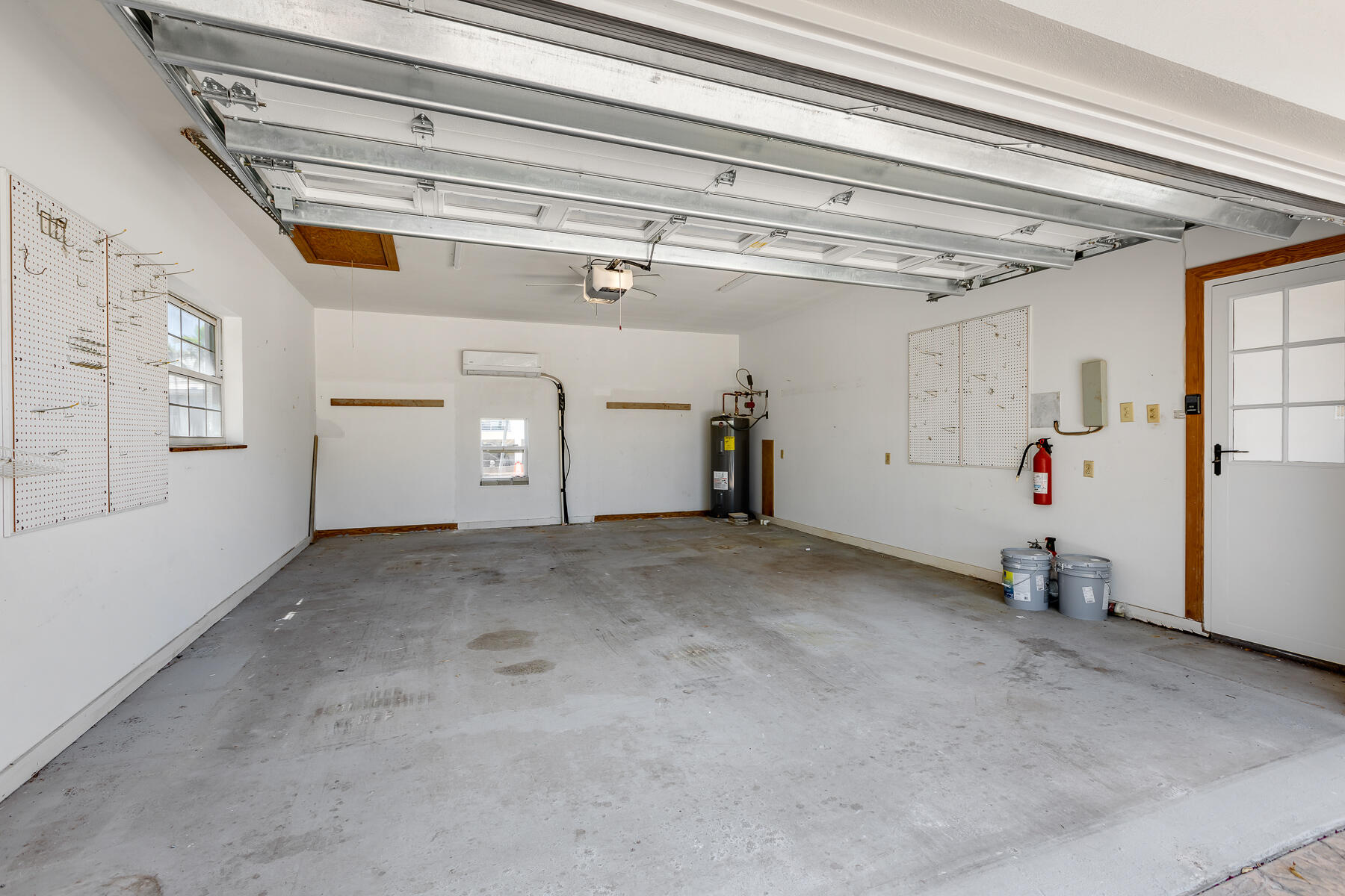 37 Evergreen Avenue Property Photo 28