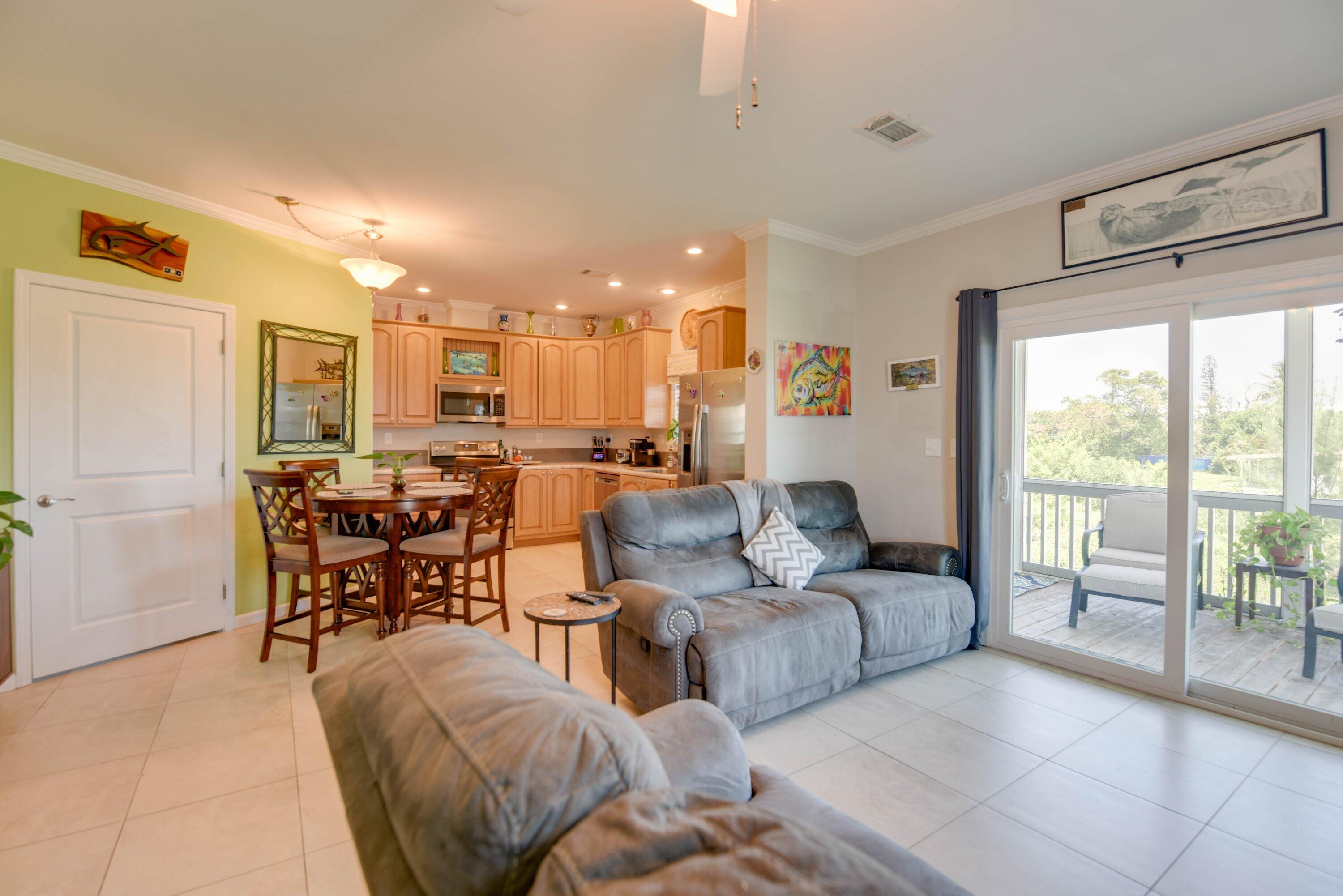 480 E 105th Street Ocean Property Photo 3