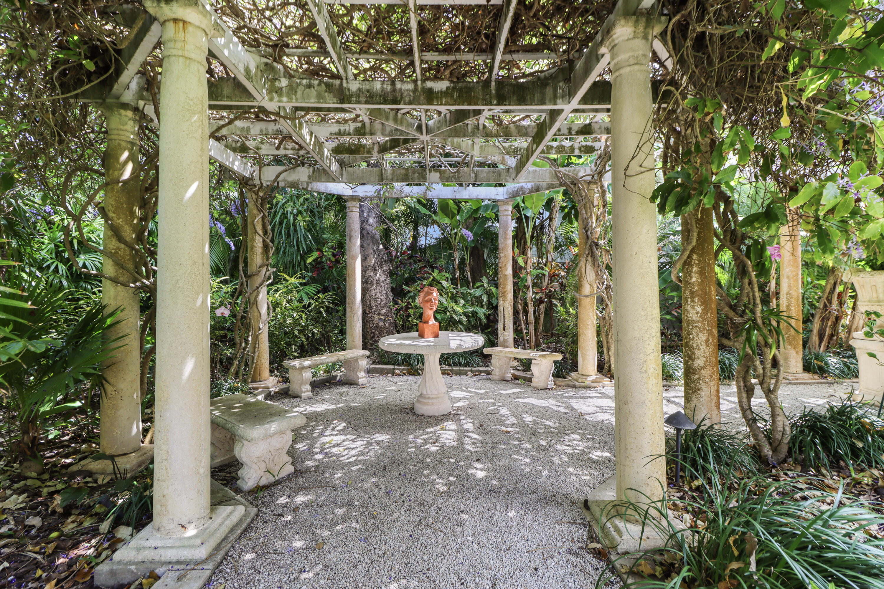 1101 Casa Marina Court Property Photo 8
